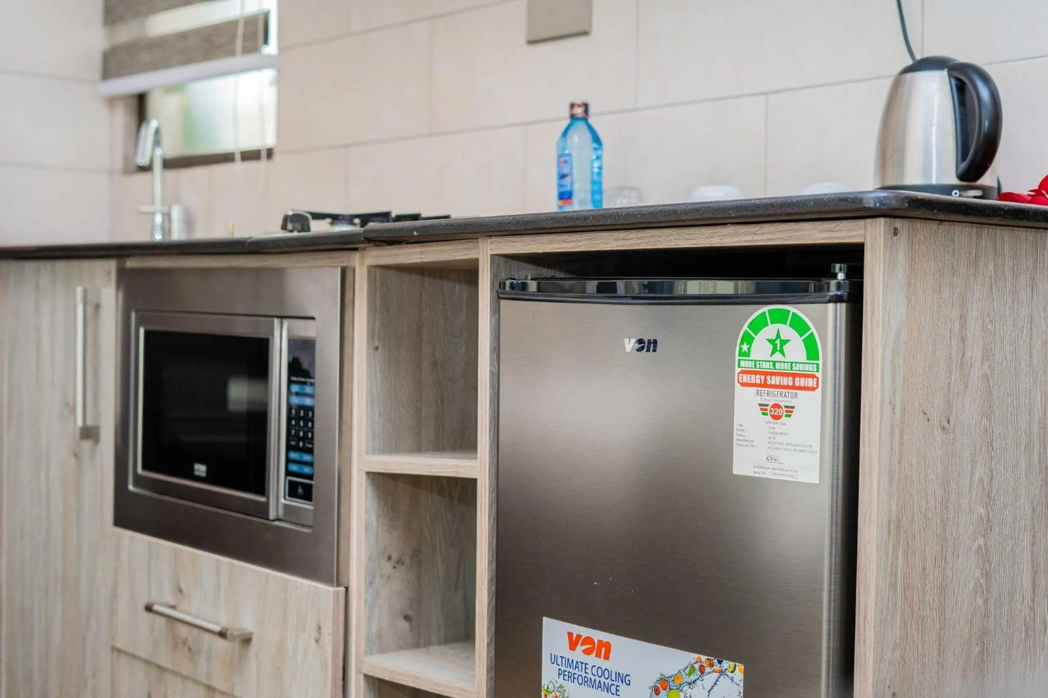 Kitchen or kitchenette, Kitchen/Kitchenette in Hemak Suites