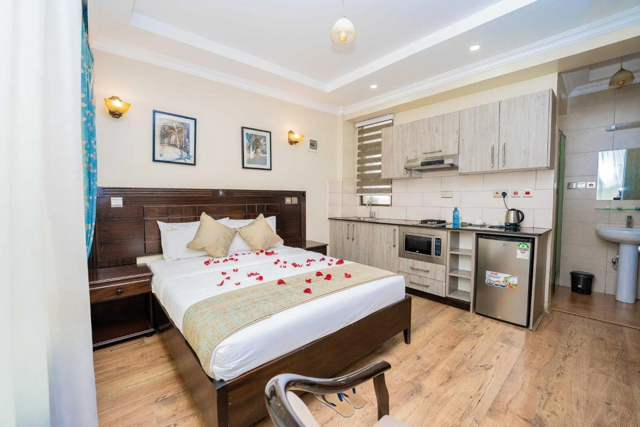 Bedroom in Hemak Suites