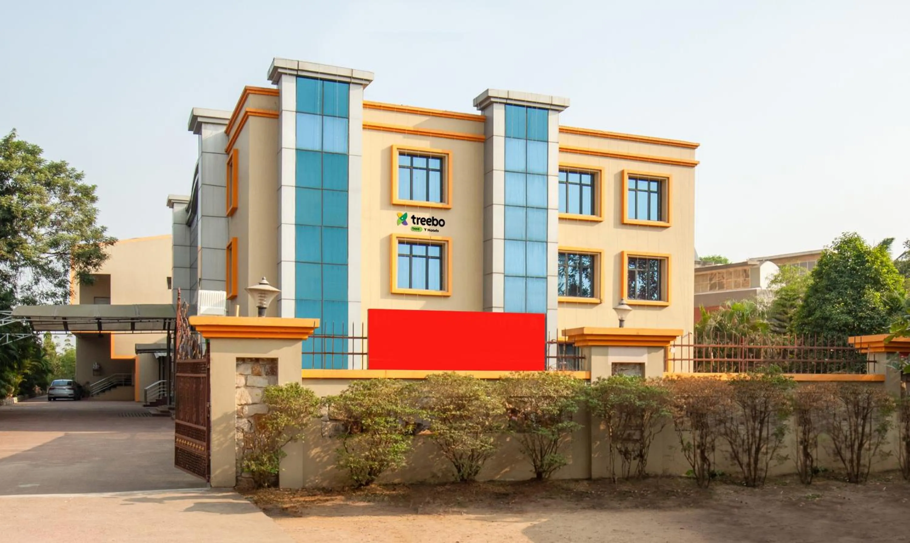 Facade/entrance in Treebo Y Hotels Elite, Khandagiri