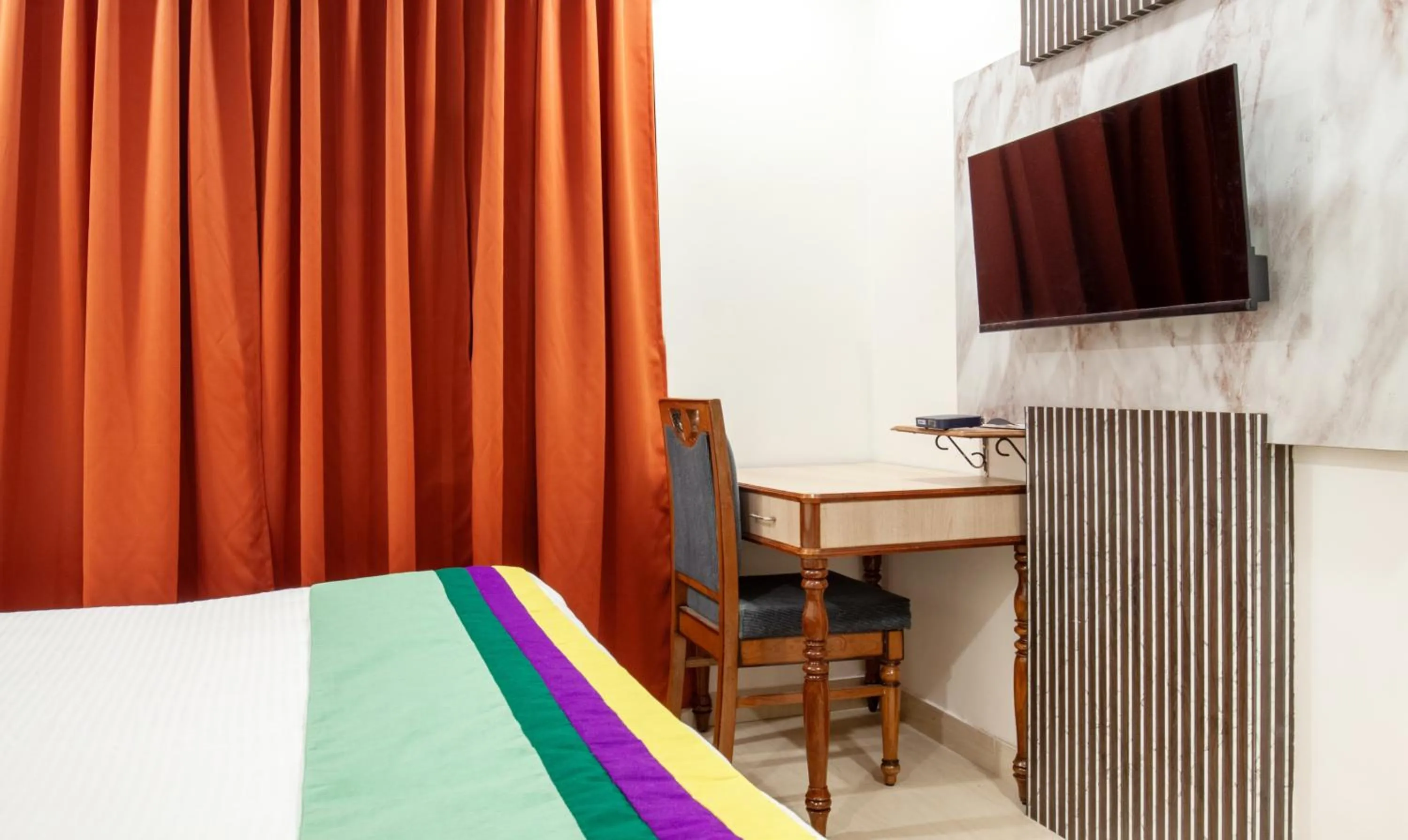 Bedroom, Bed in Treebo Y Hotels Elite, Khandagiri