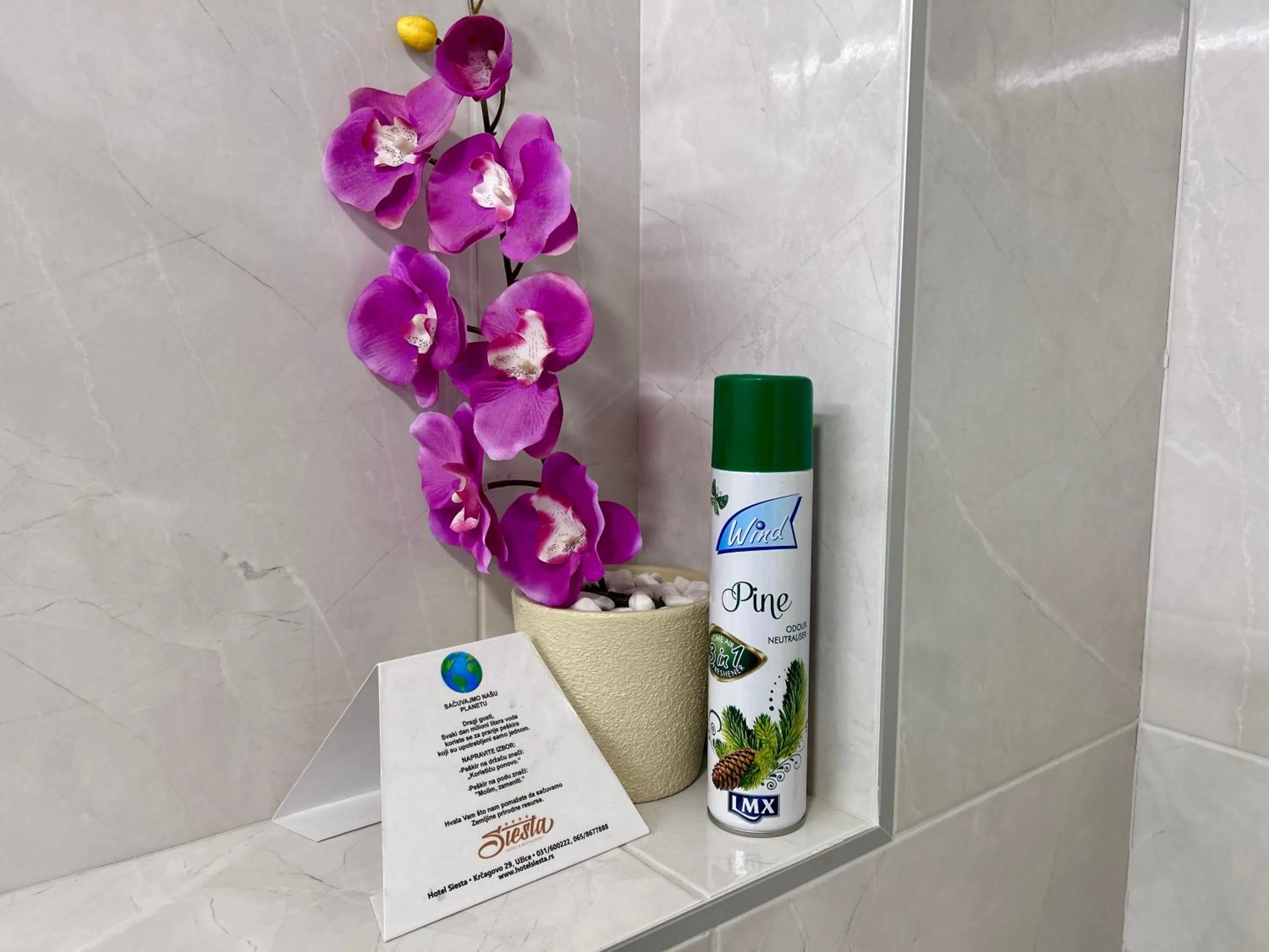 Bathroom in Hotel Siesta