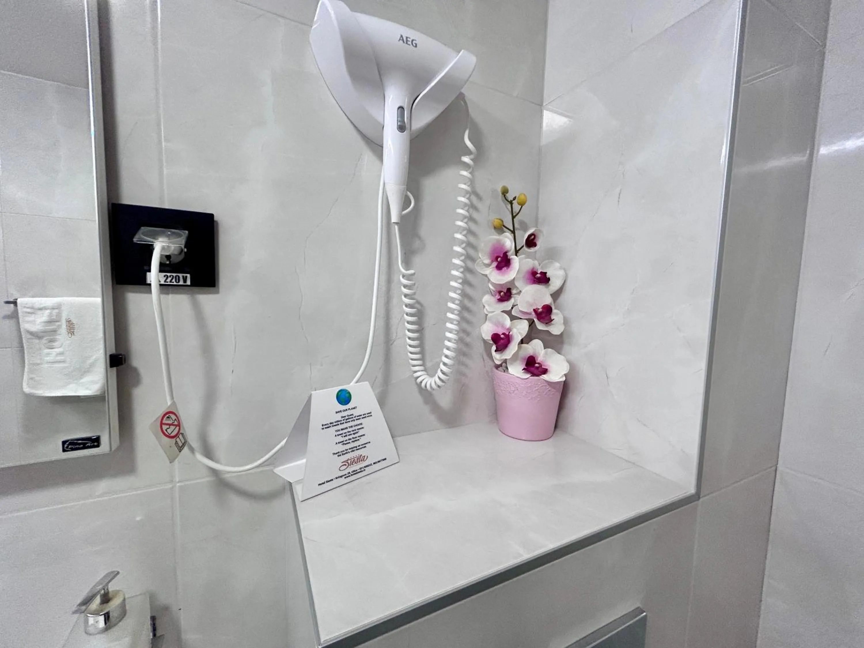 Bathroom in Hotel Siesta