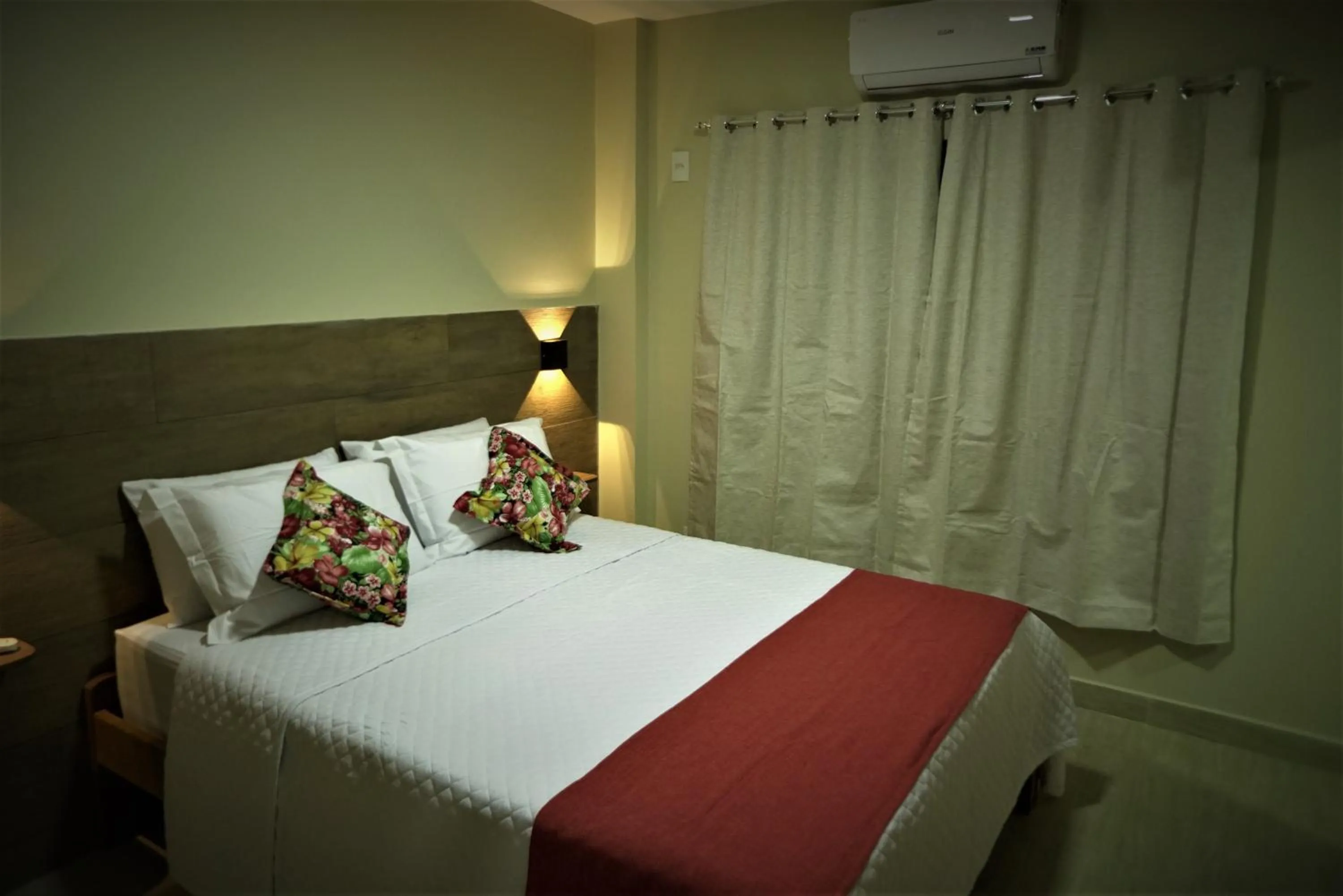 Bedroom, Bed in Terra D` Ouro Apart Hotel