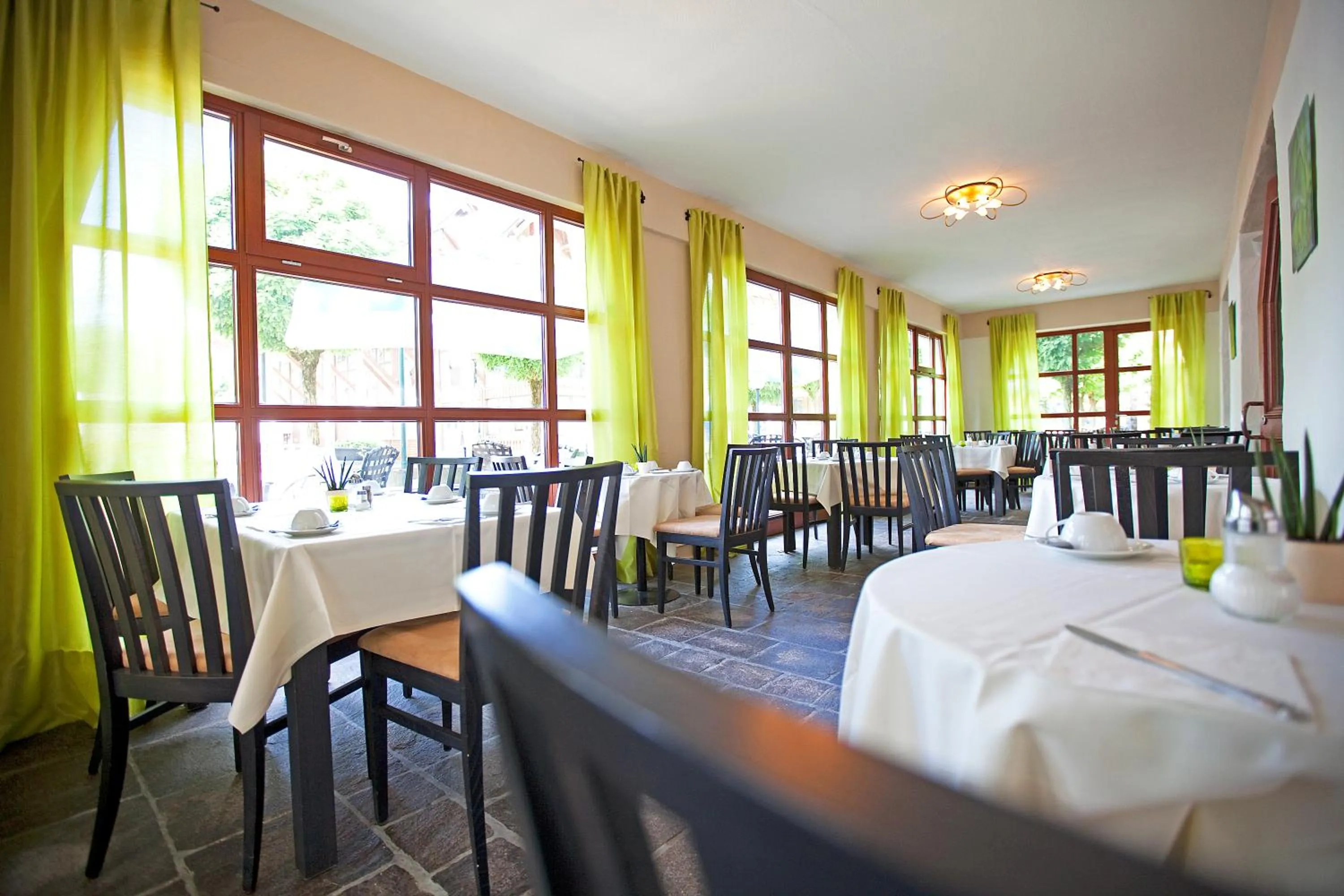 Restaurant/places to eat in Drexel´s Parkhotel