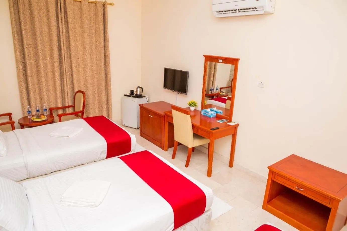 Bedroom, Bed in Al Jabal Hotel