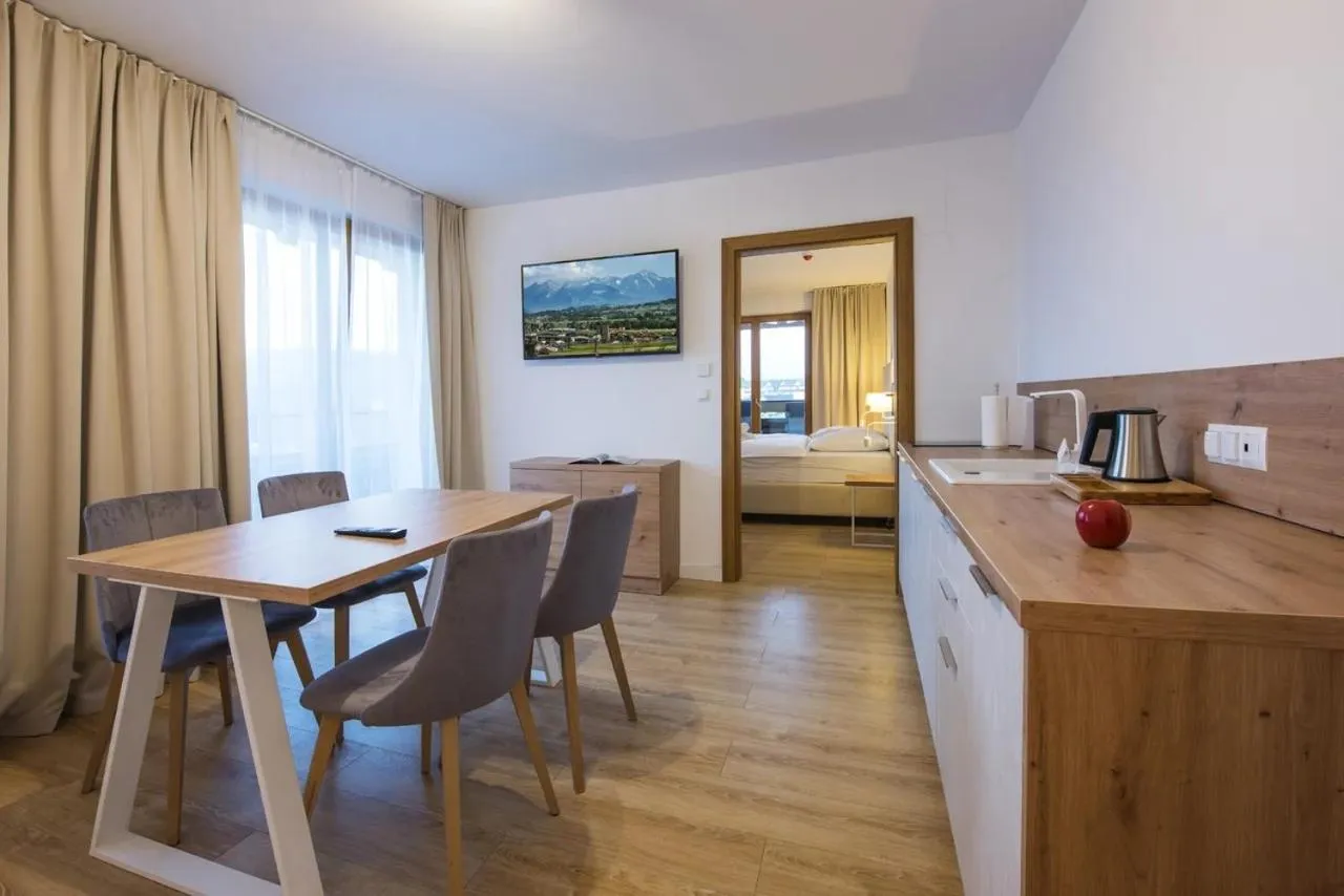 TV and multimedia in Askana