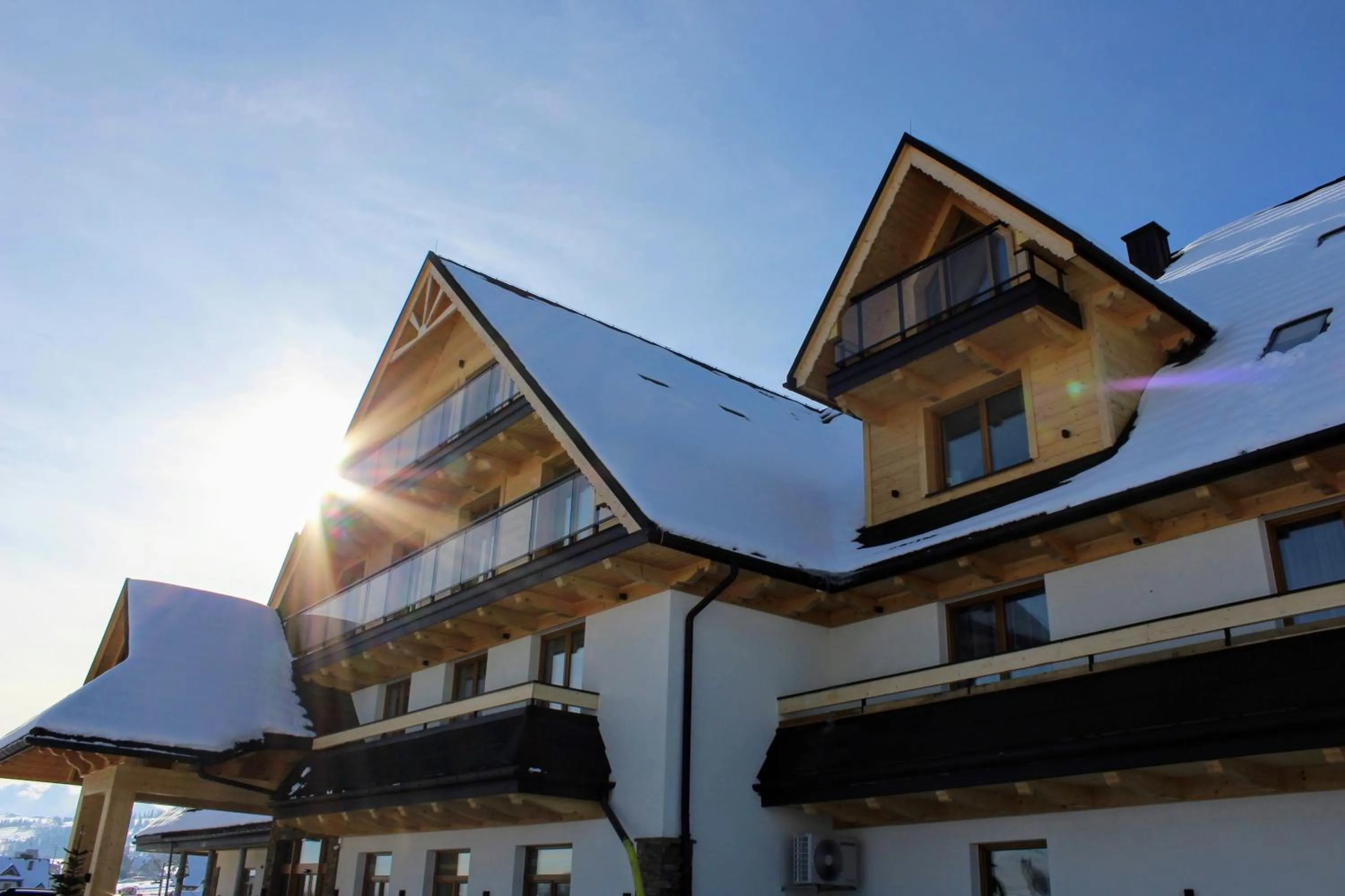 Property building in Askana