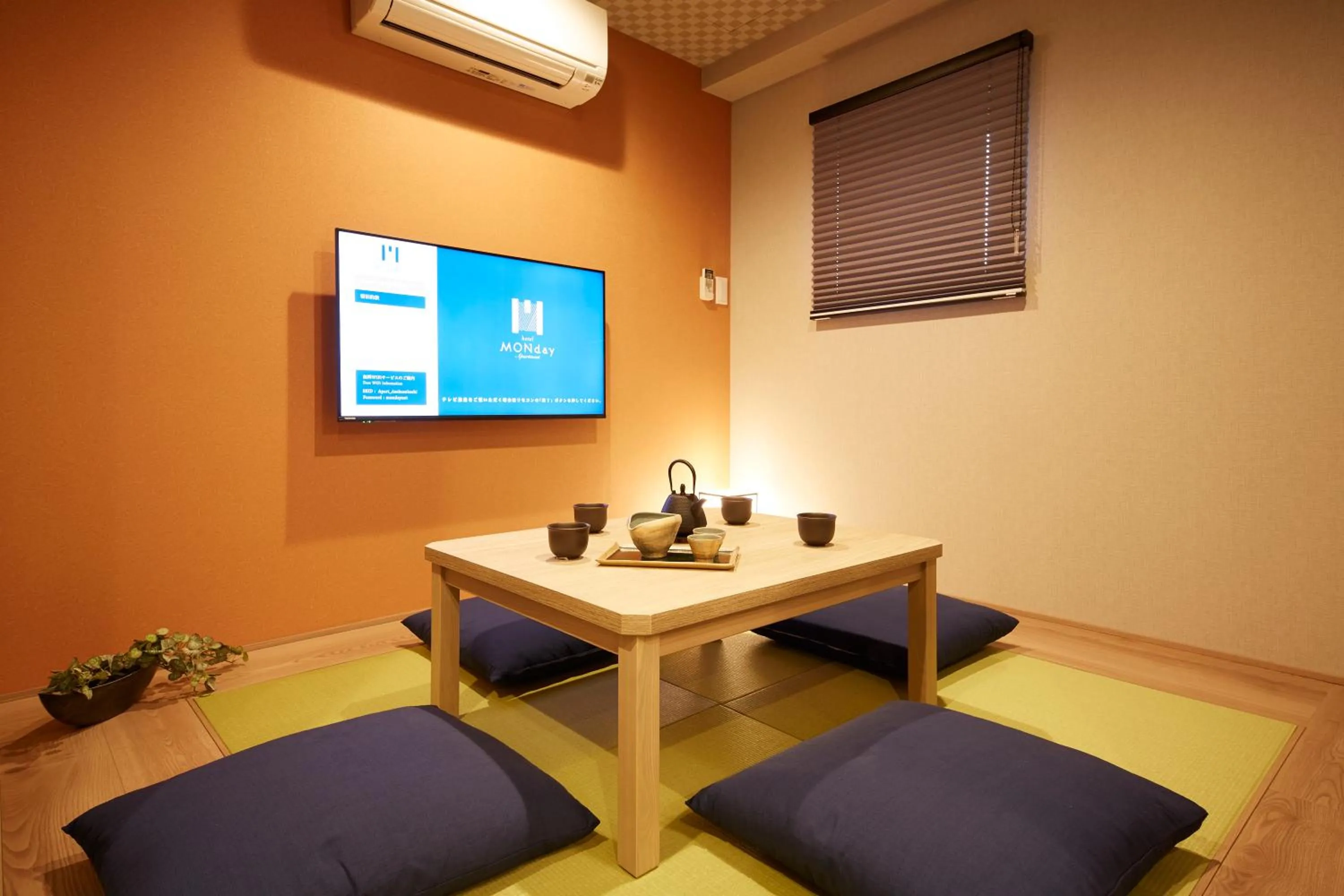 Photo of the whole room in MONday Apart Premium AKIHABARA ASAKUSABASHI Sta.