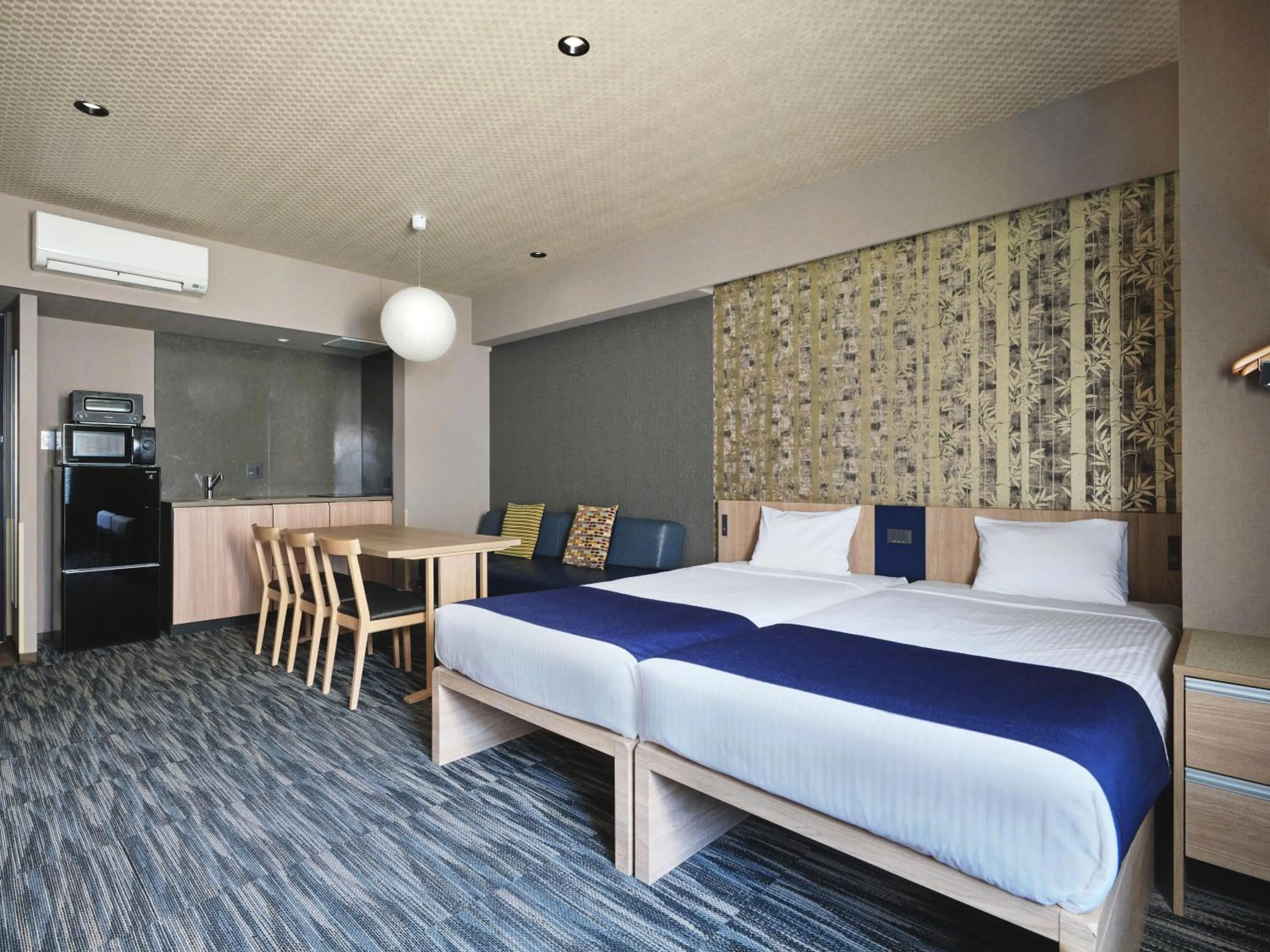 Bed in MONday Apart Premium AKIHABARA