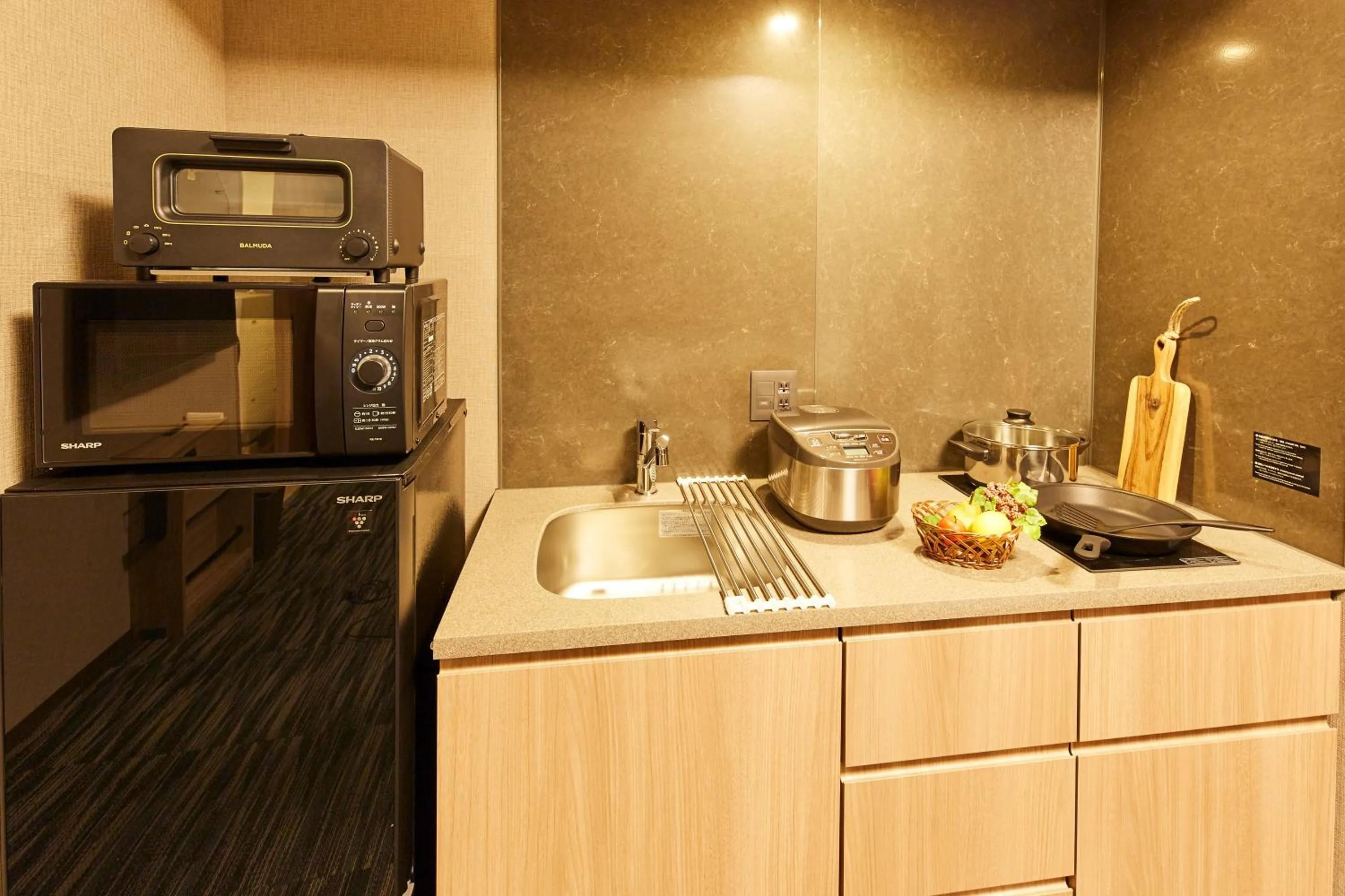 MONday Apart Premium AKIHABARA