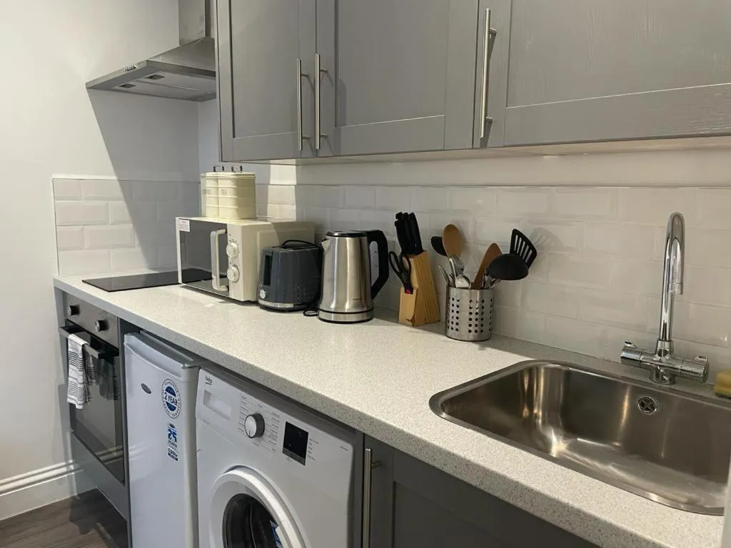 Queen Street Apartments