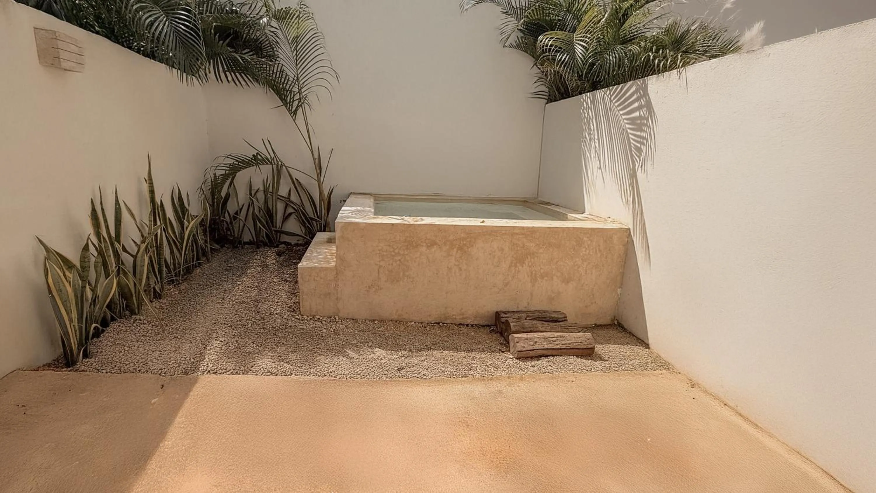 Swimming pool in Hotel Unknown