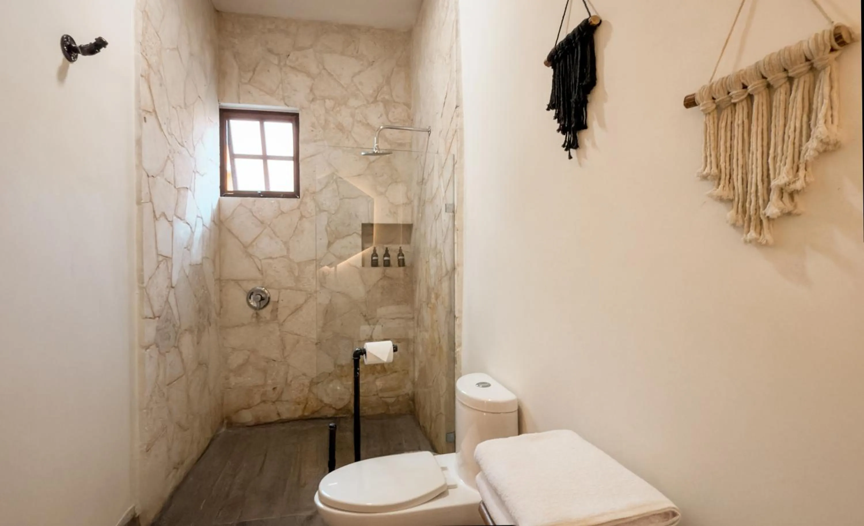 Shower in Hotel Unknown