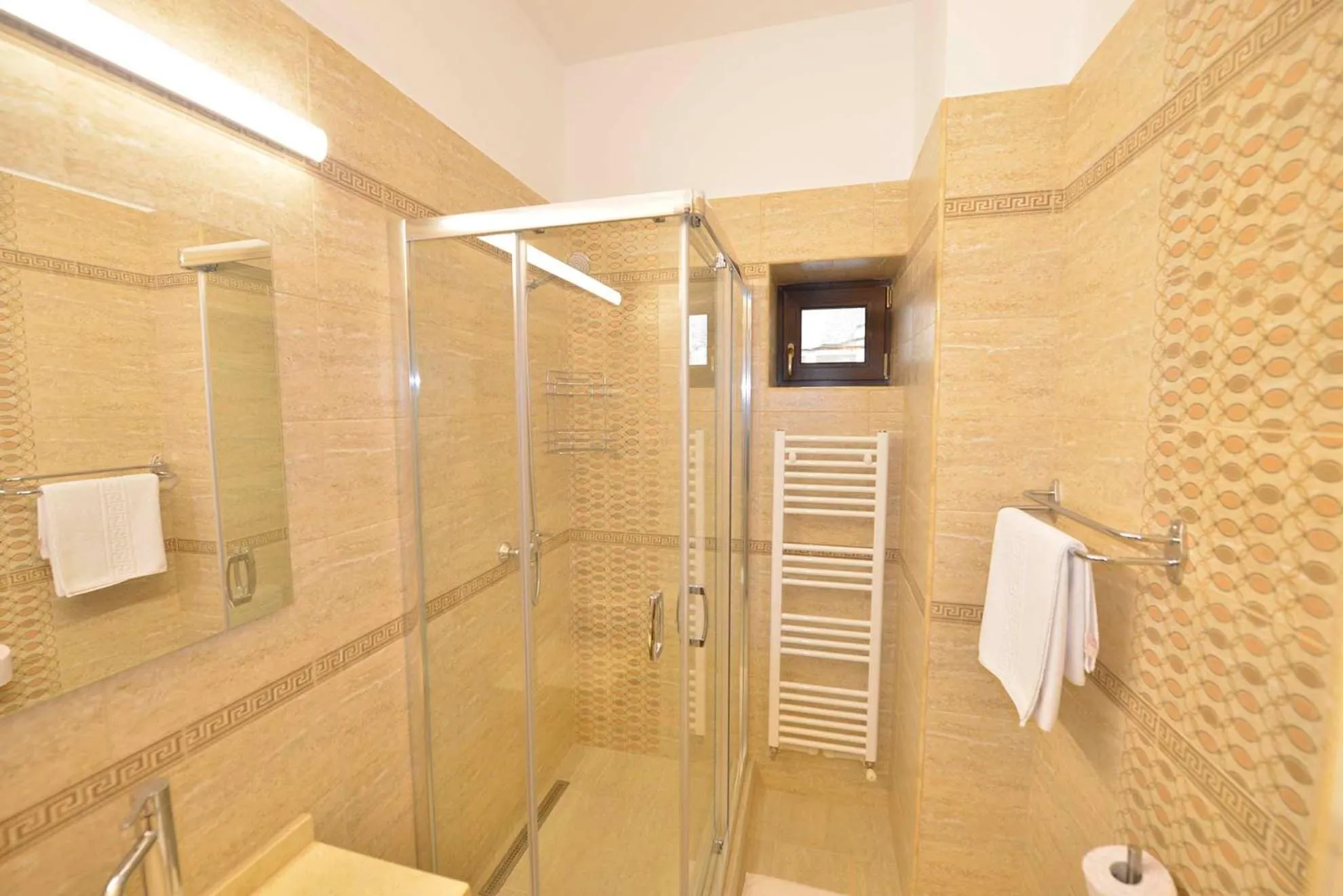 Shower in AMADEUS RESIDENCE