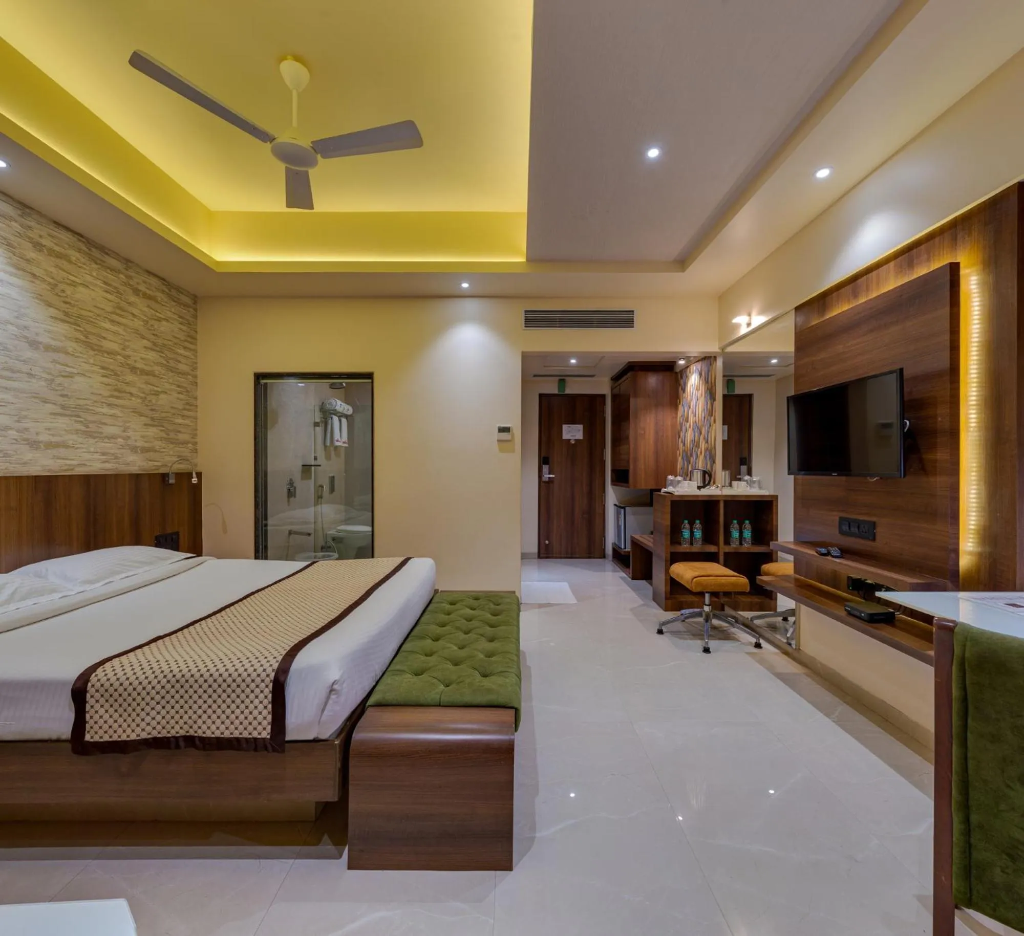 Bed in Hotel Pratham