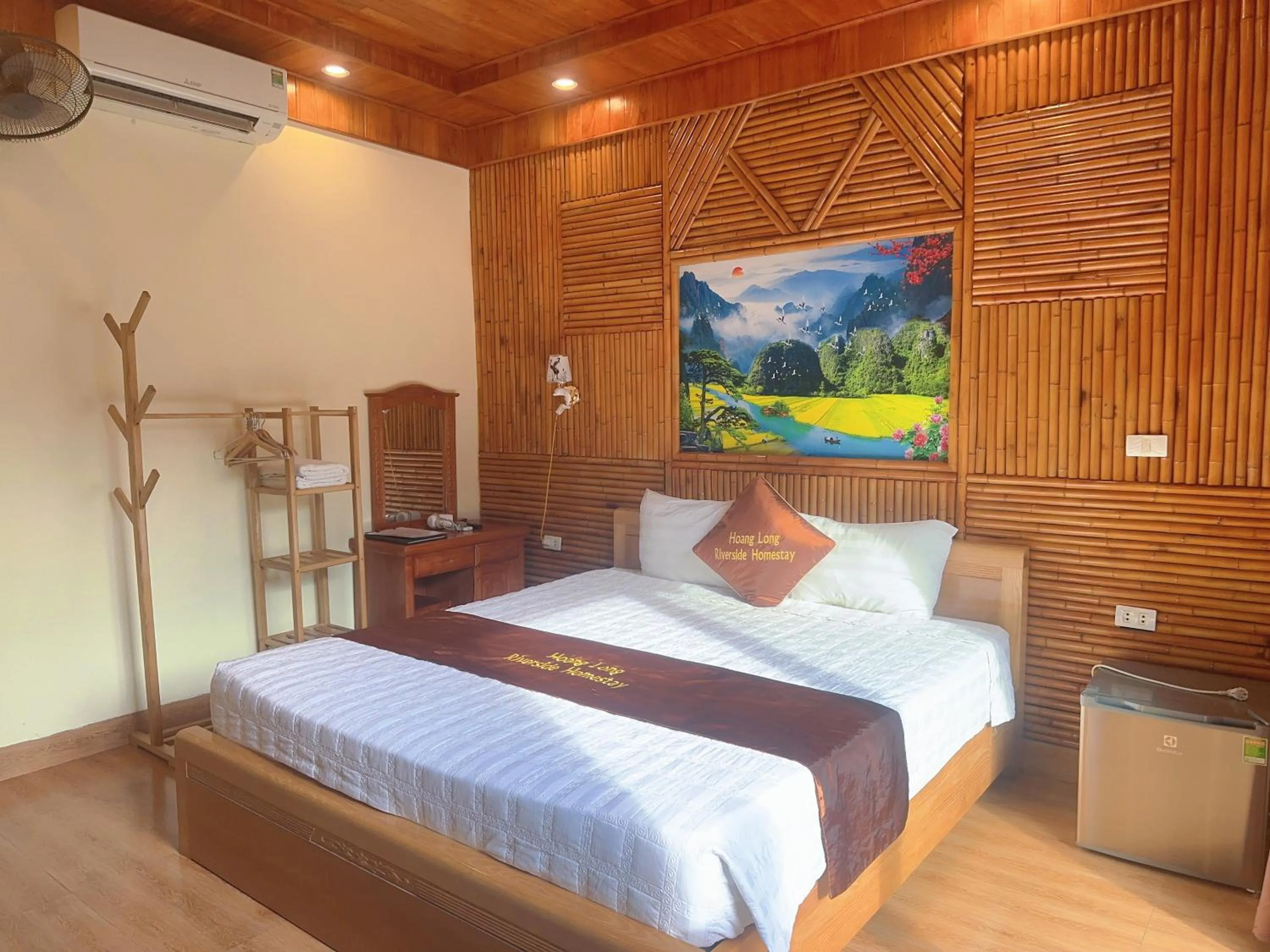 Bed in HoangLong Riverside Homestay