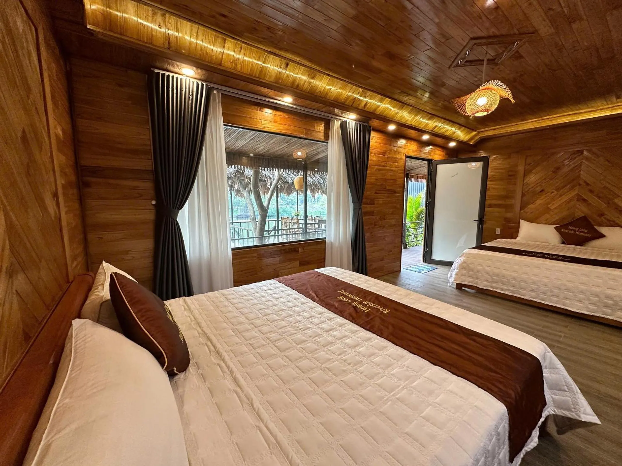 Bed in HoangLong Riverside Homestay