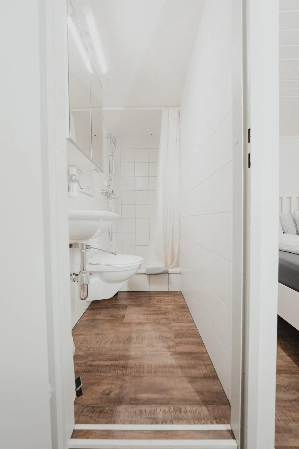 Shower in No8 Boutique Hotel - self check in