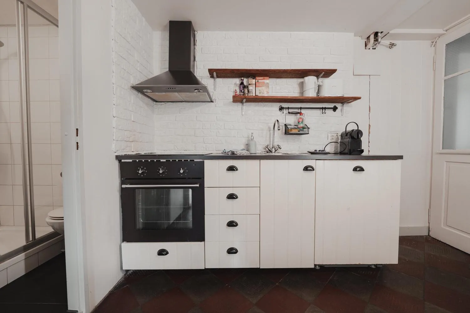 Kitchen or kitchenette in No8 Boutique Hotel - self check in