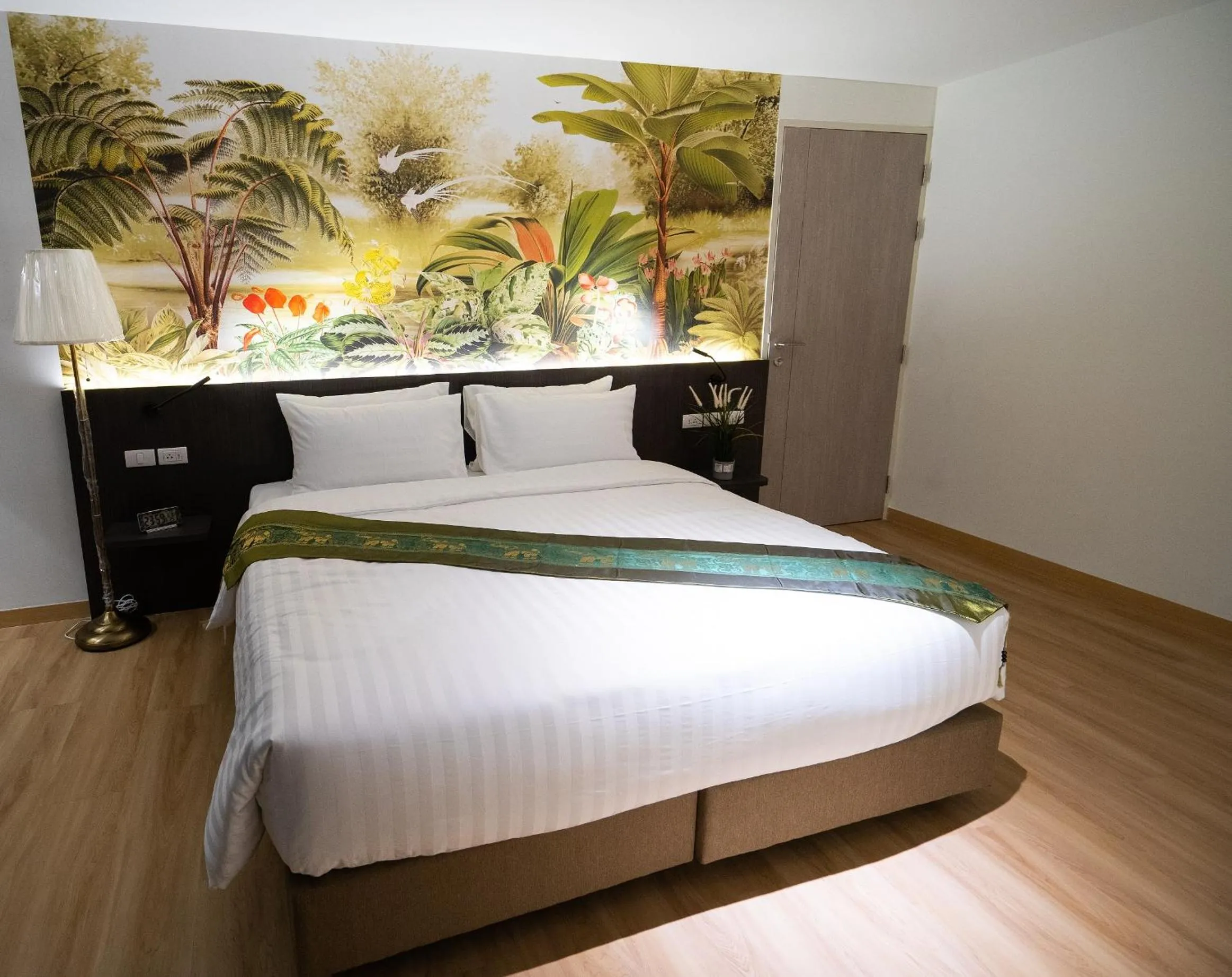 Bedroom, Bed in Pannarai Hotel Bangkok-Pra tunam