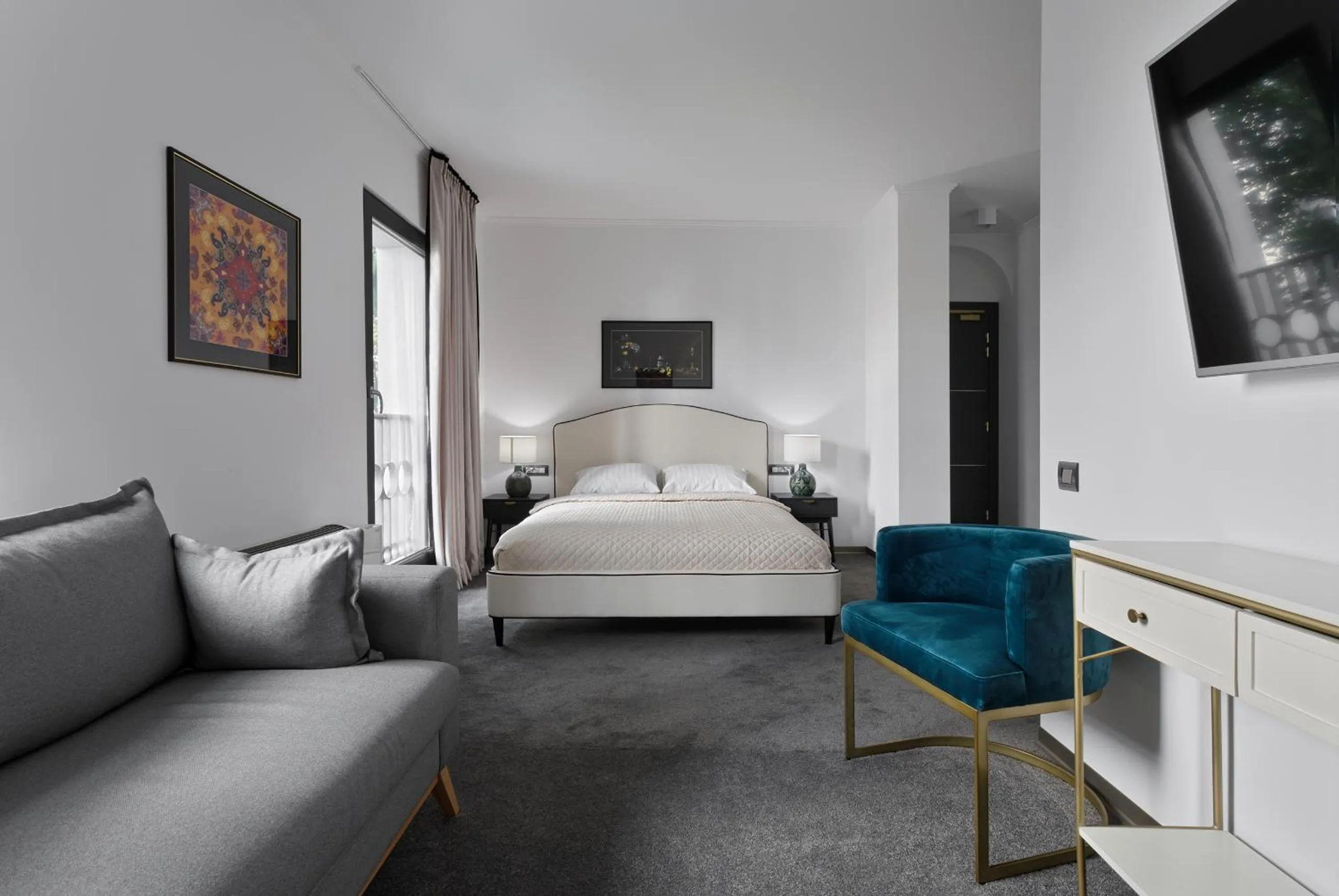 Bed in The Square Hotel
