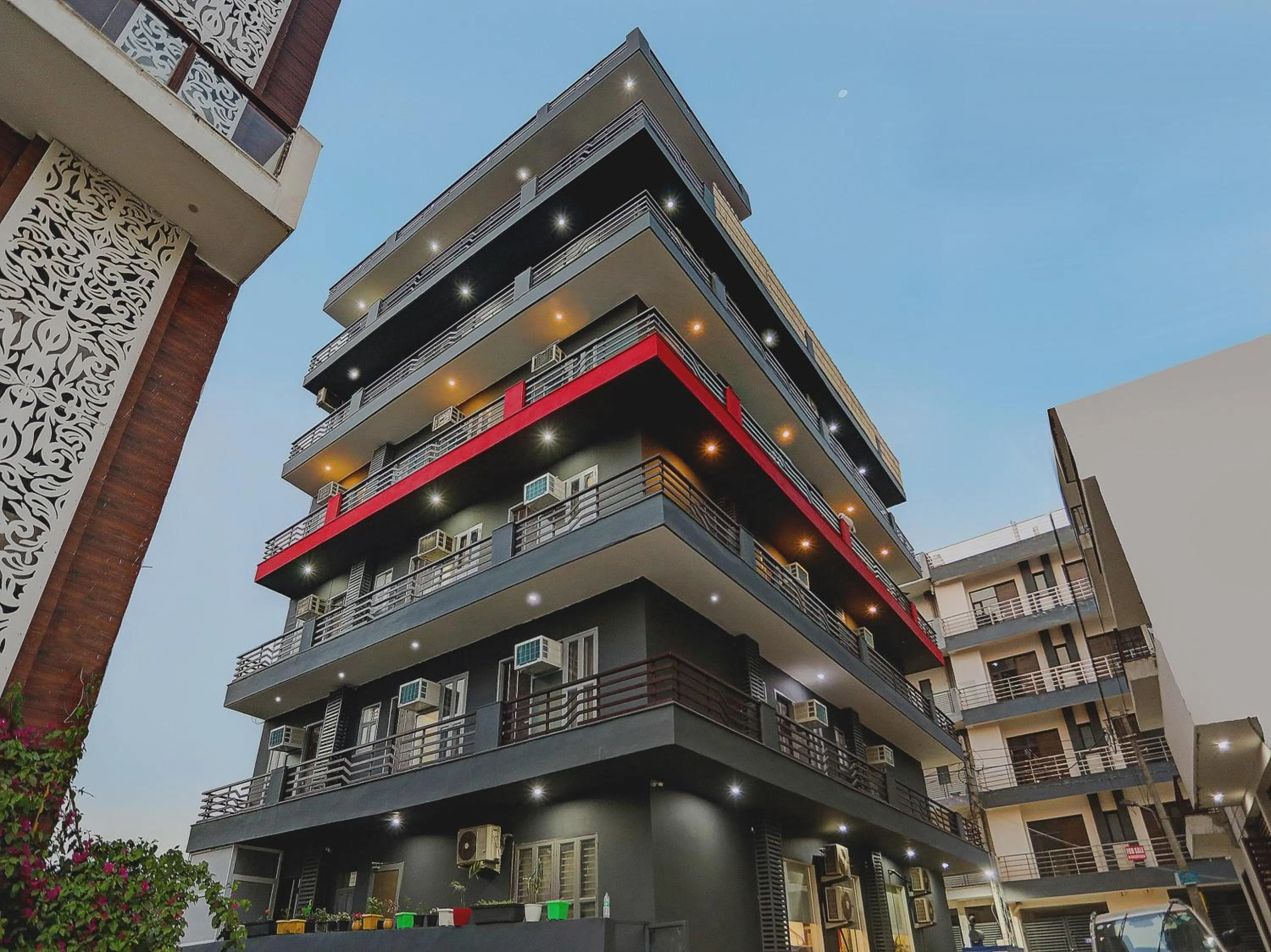 Facade/entrance in Super Townhouse Cloud Bay, Near Genpact, Sector-69, Gurgaon