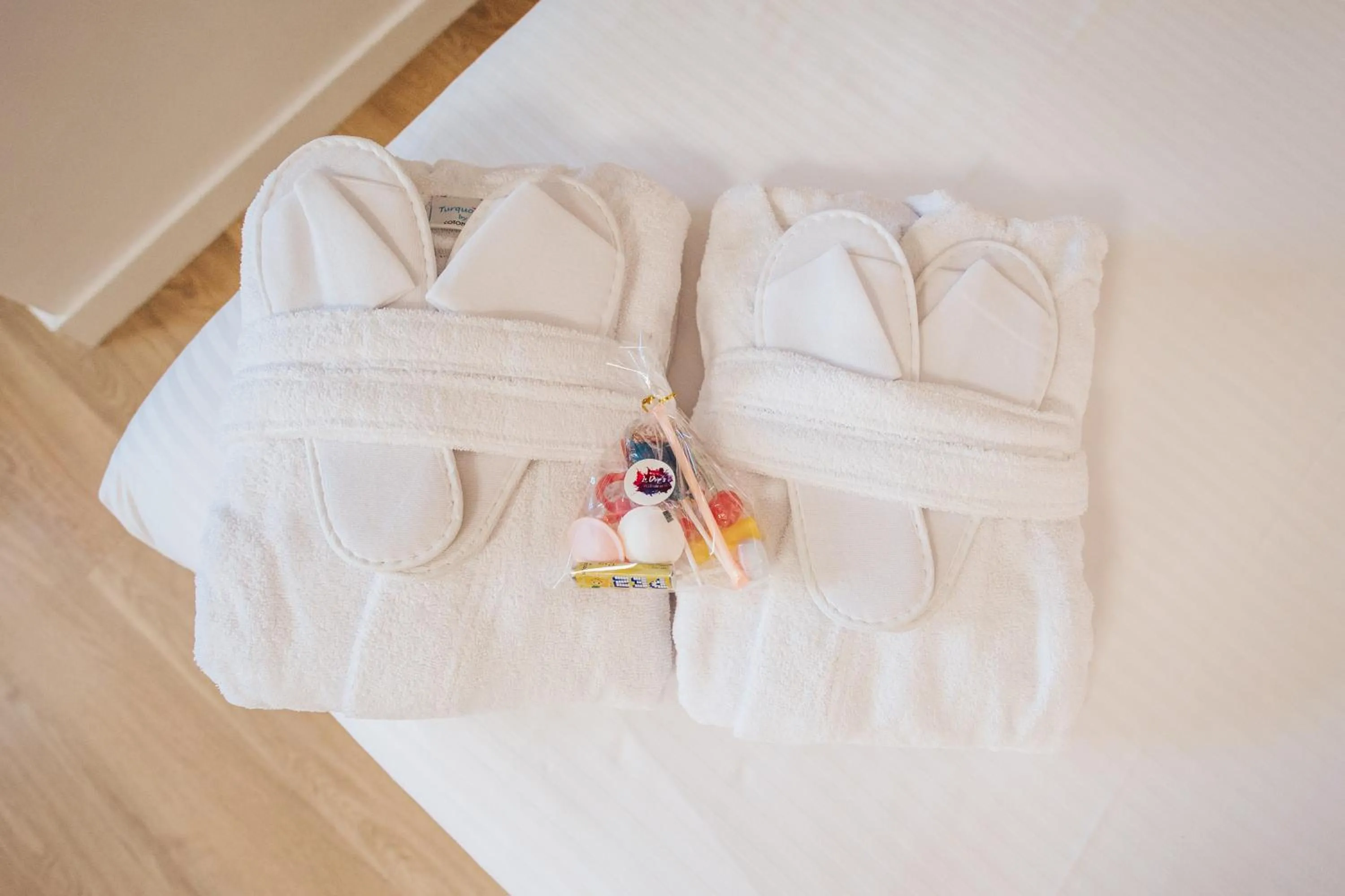 Massage, Bed in Le Drip's