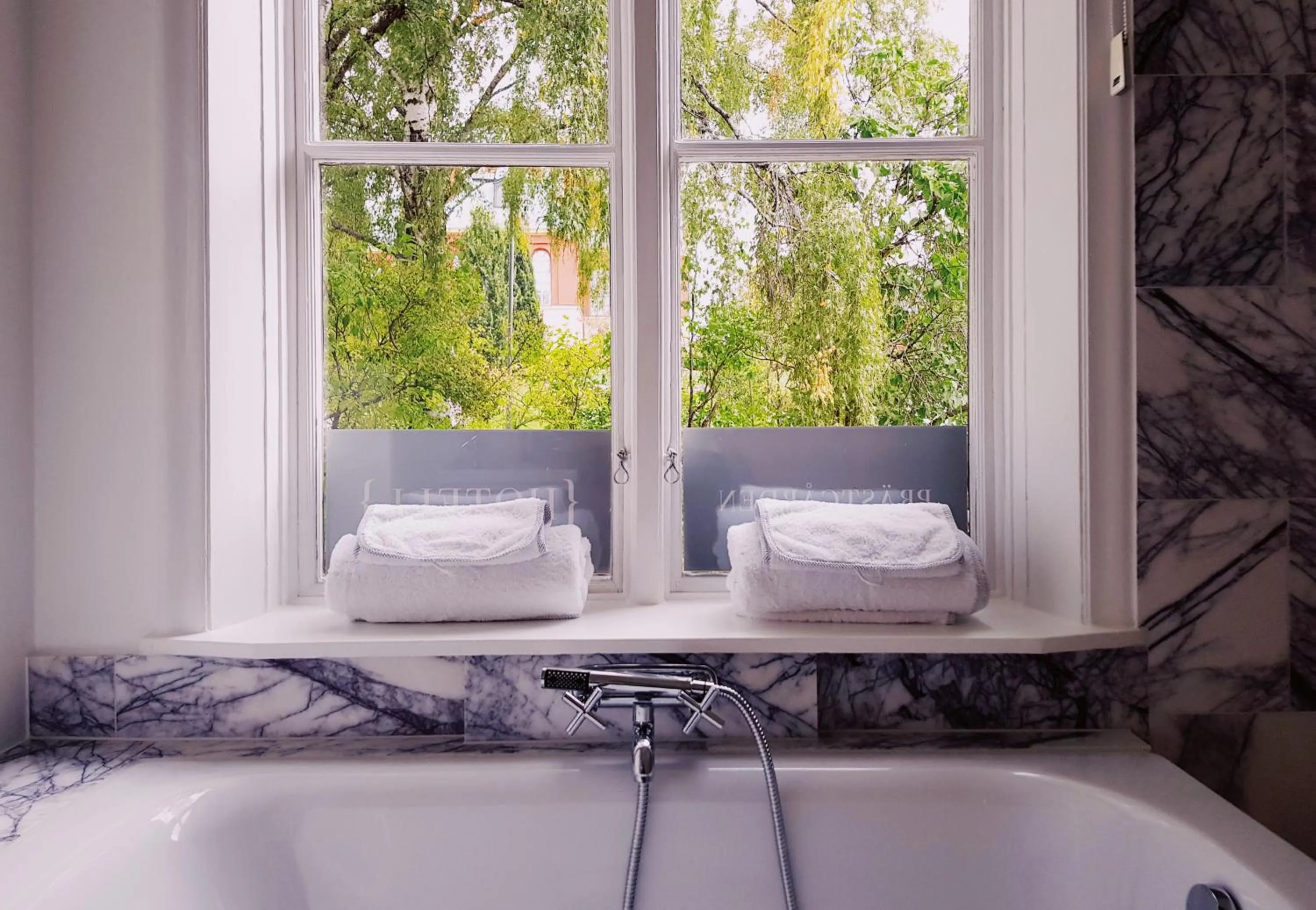 Bed in Prästgården Hotell & Bryggeri