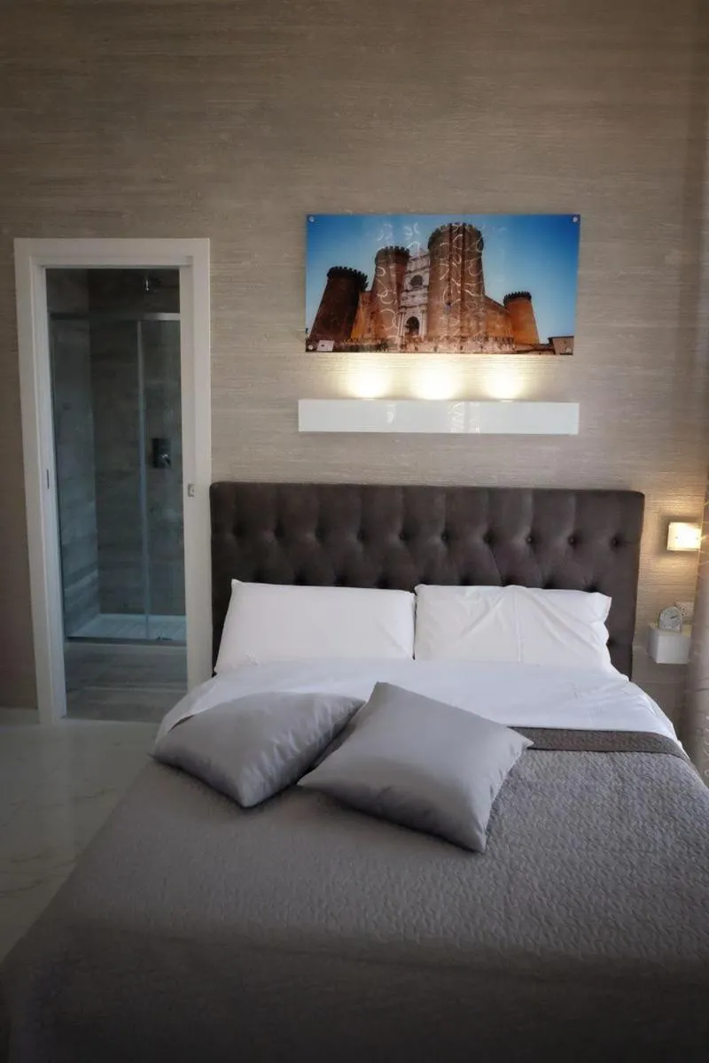 Photo of the whole room, Bed in Elegance B&B