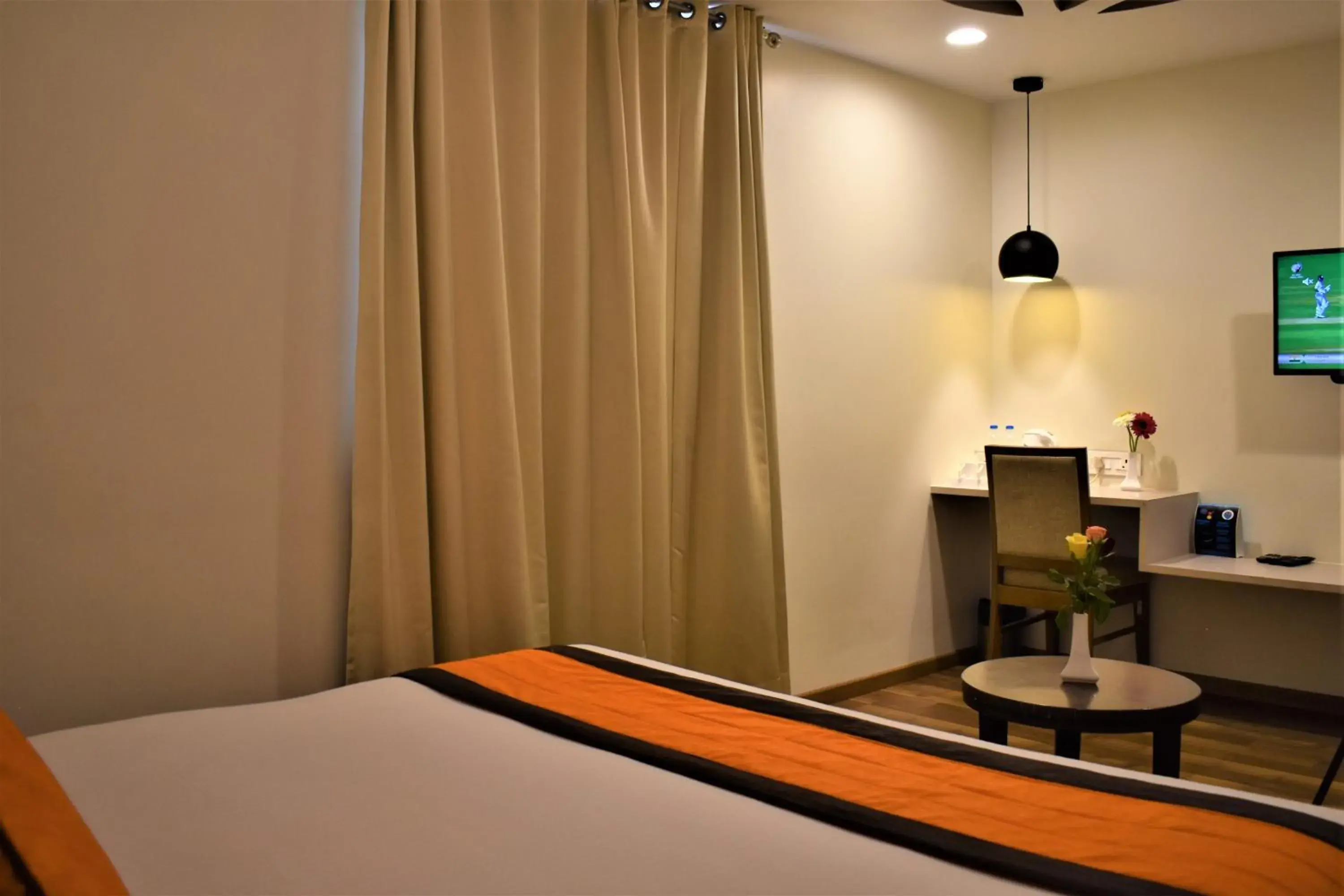 Deluxe Room in HOTEL VIVANA Deluxe Room in HOTEL VIVANA