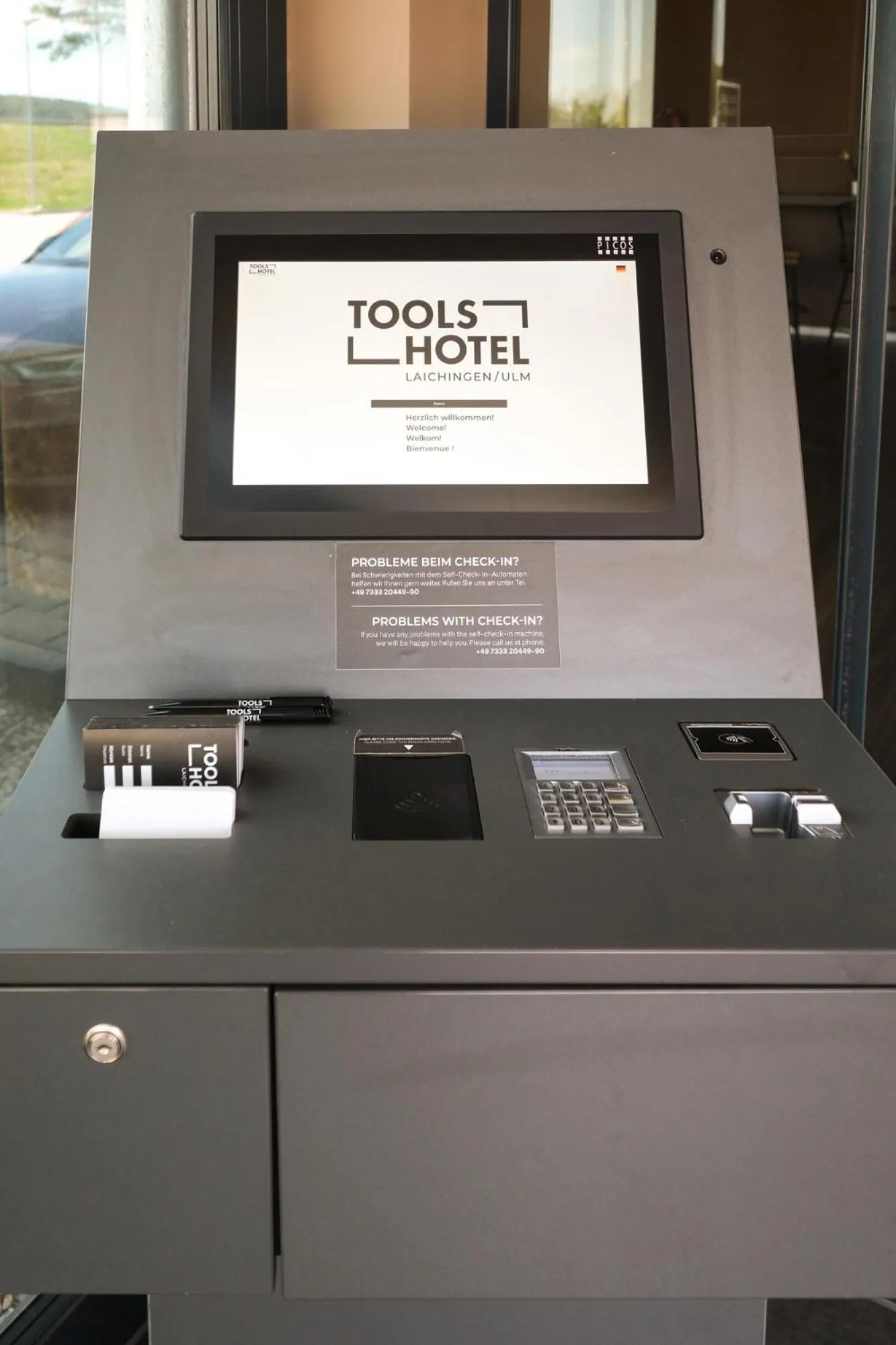 Facade/entrance in Tools Hotel Laichingen