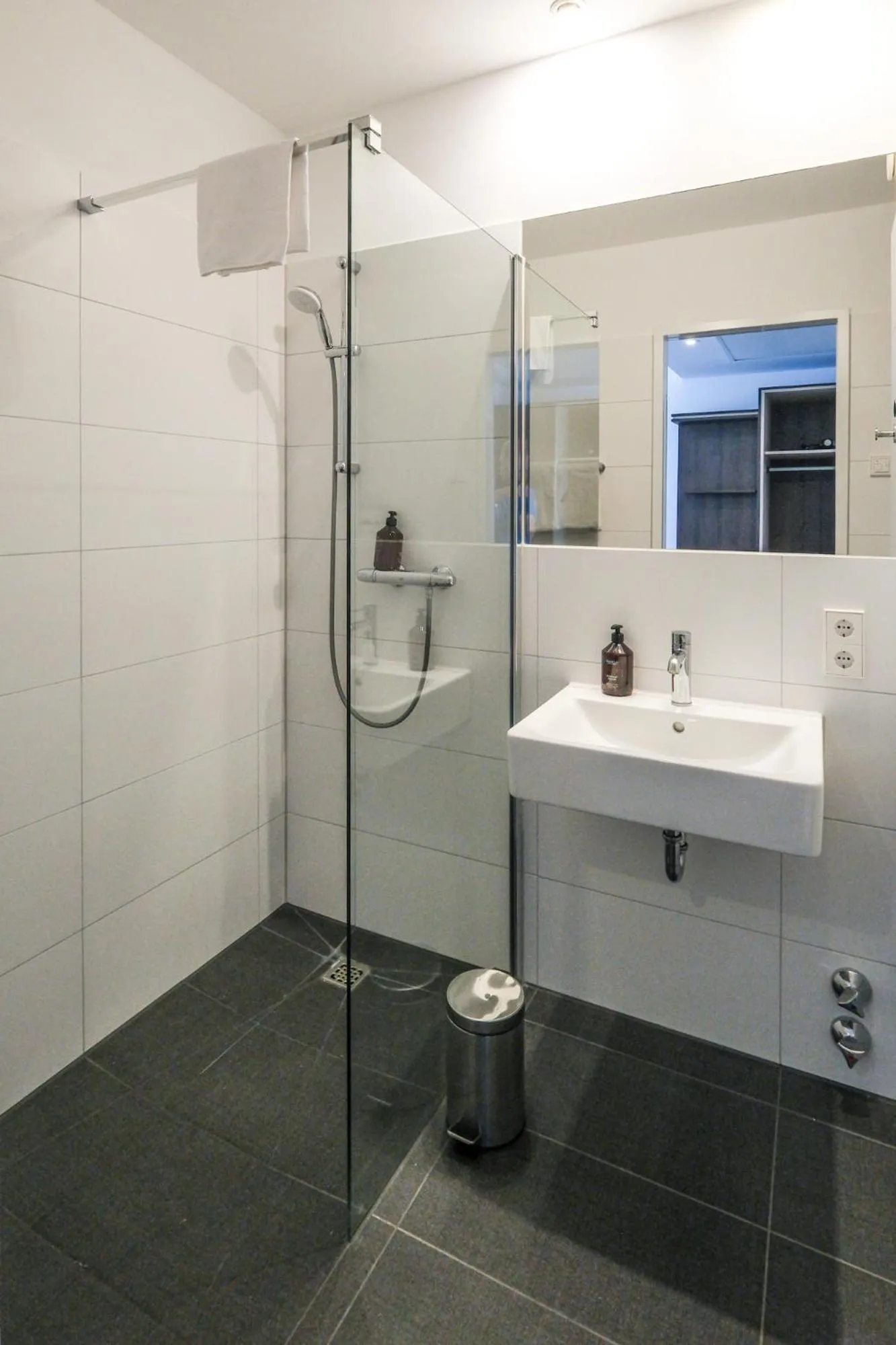 Bathroom in Tools Hotel Laichingen