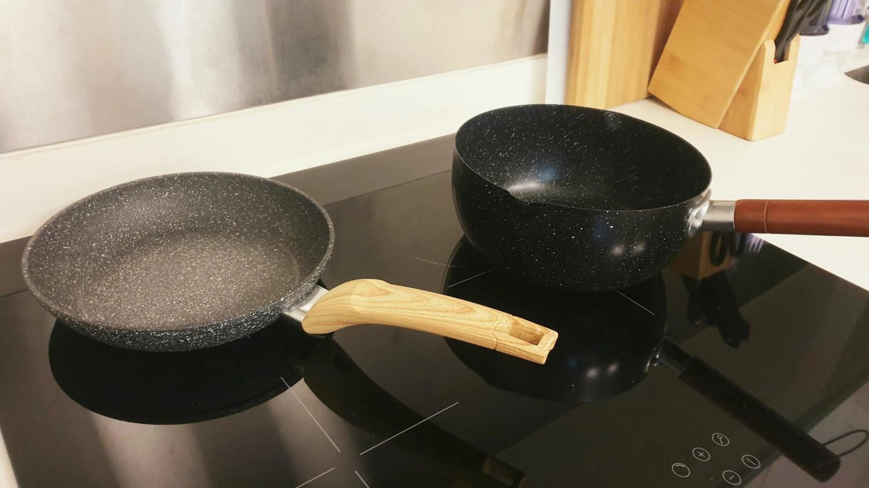 Kitchen or kitchenette in Kimura Ryokan Legoland Nusajaya