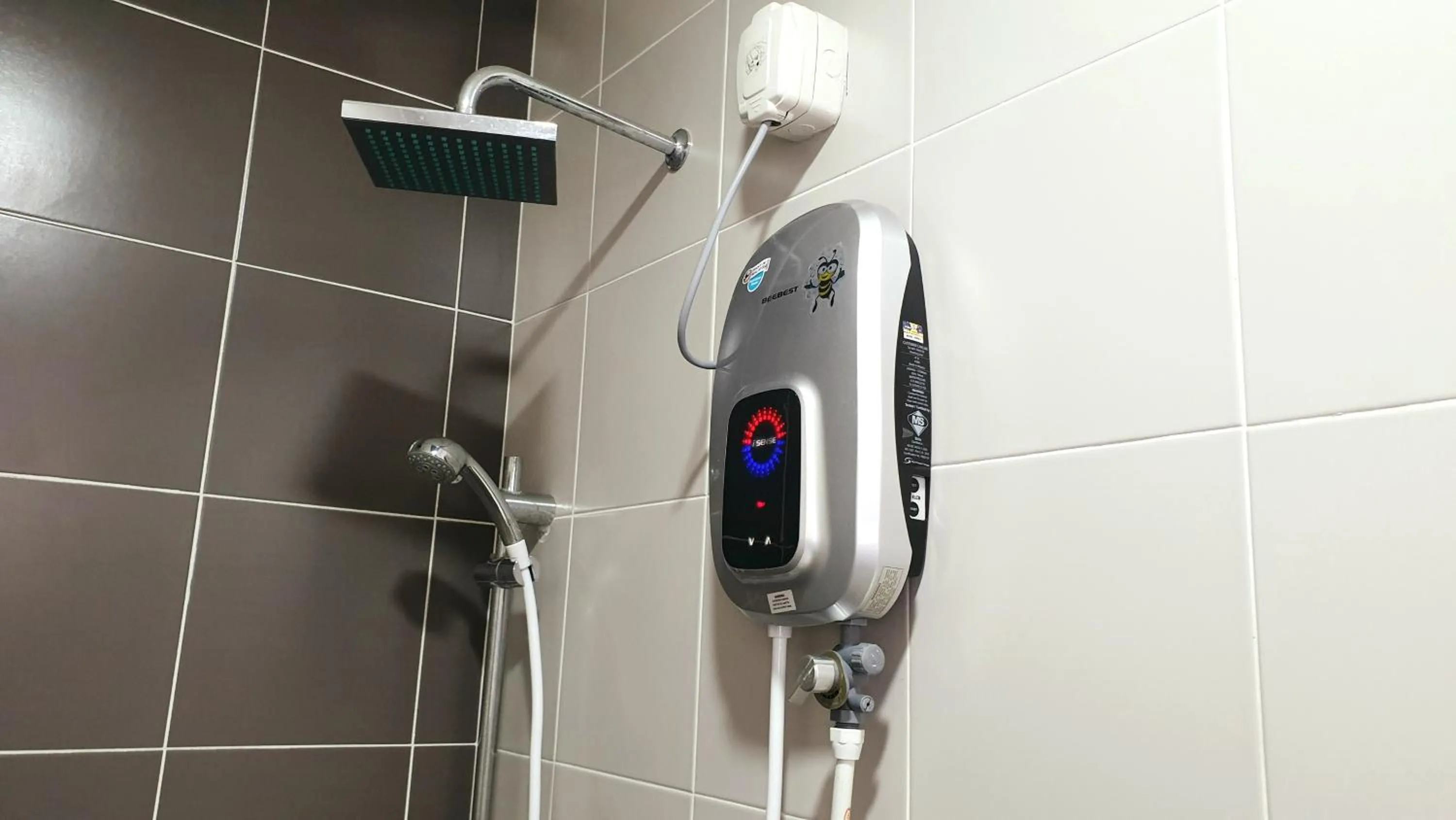 Shower in Kimura Ryokan Legoland Nusajaya