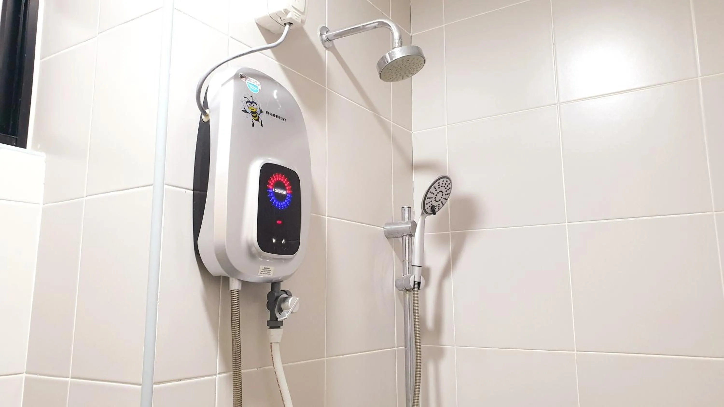 Shower in Kimura Ryokan Legoland Nusajaya