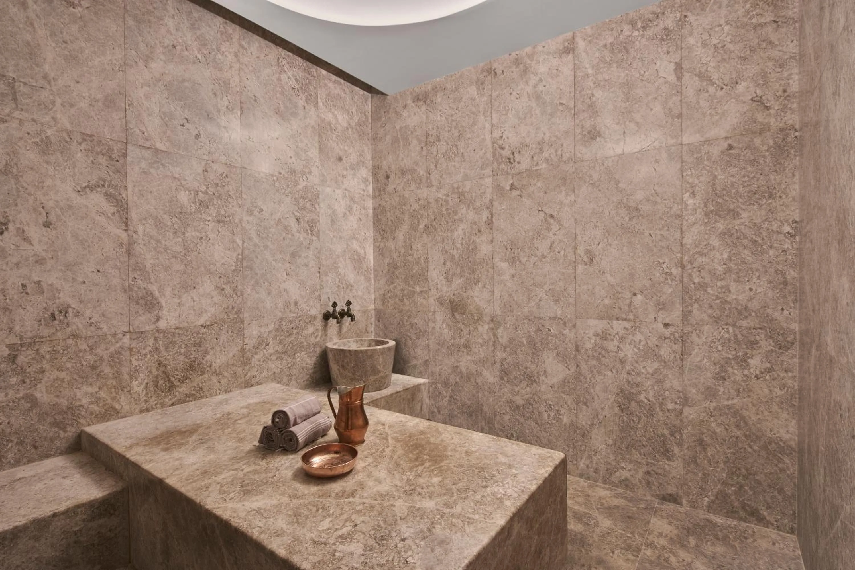 Public Bath in NG Enjoy