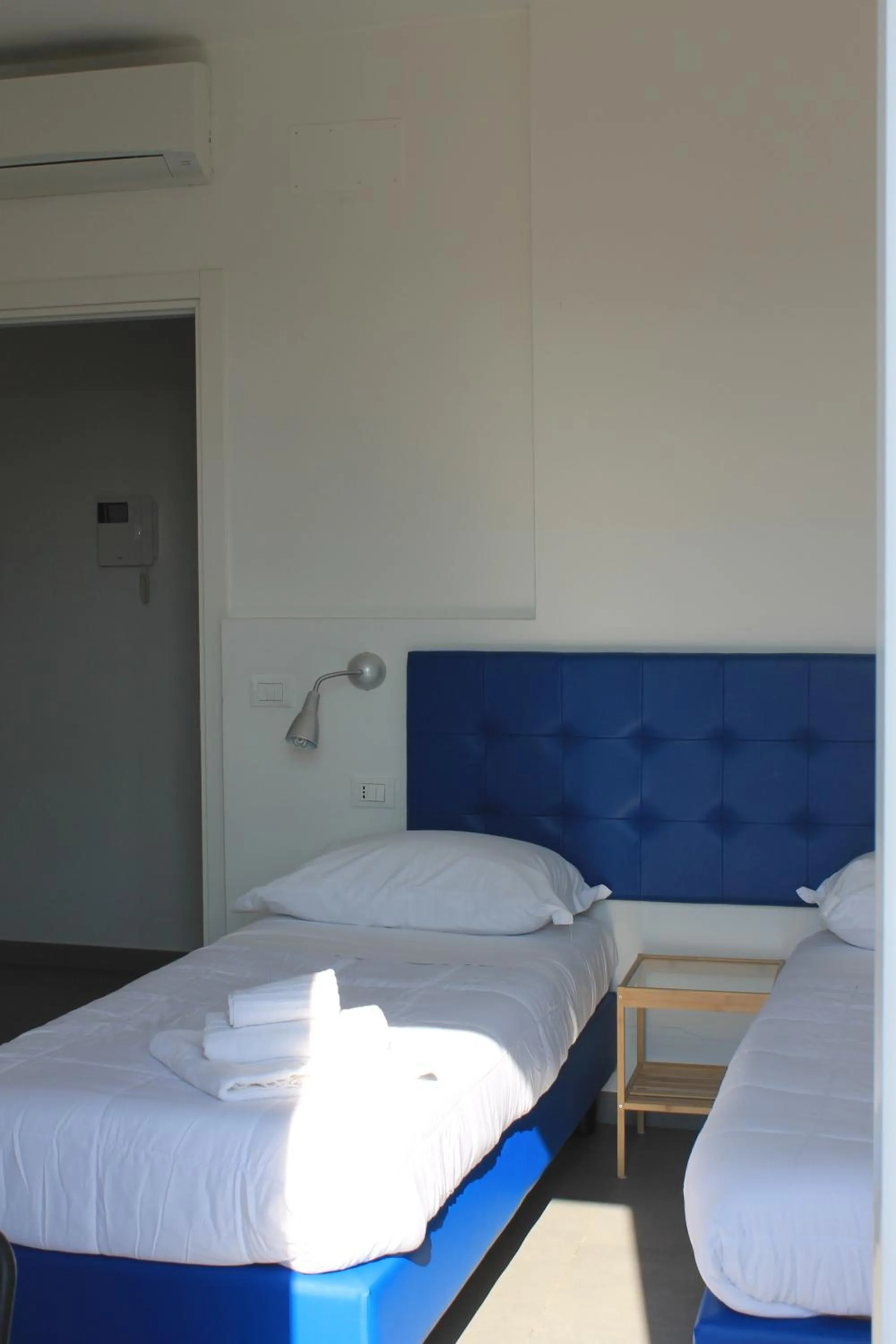 Photo of the whole room, Bed in Life Quality B&B