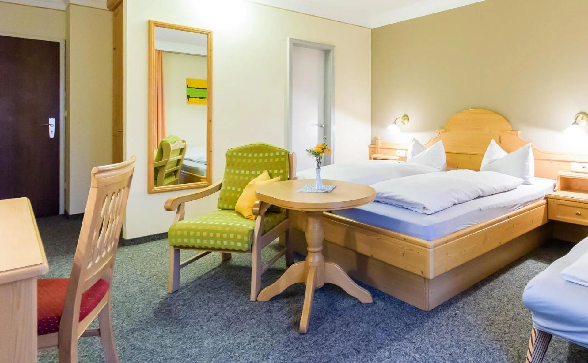 Bedroom, Bed in Kleines Hotel Edeltraud