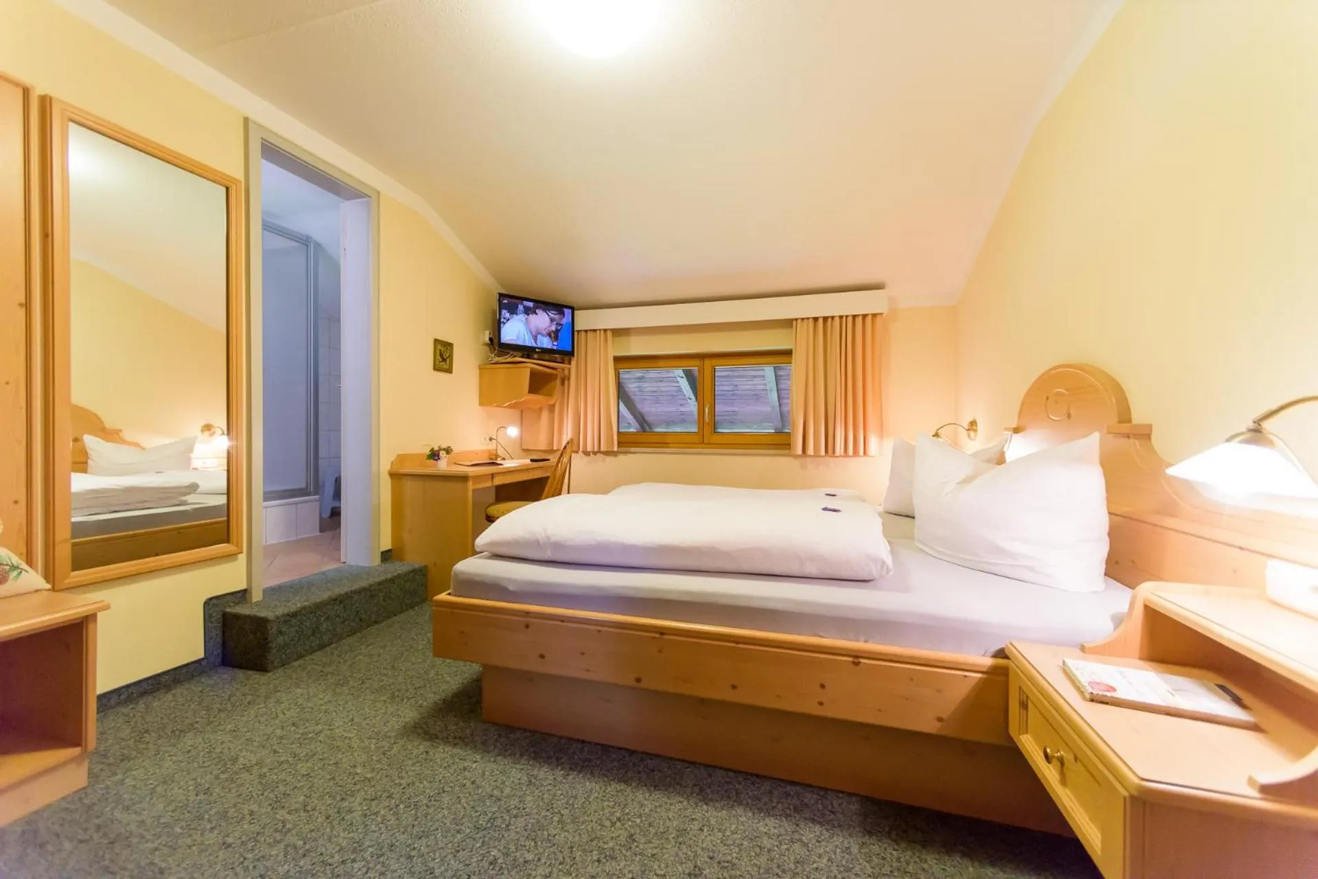 Bed in Kleines Hotel Edeltraud