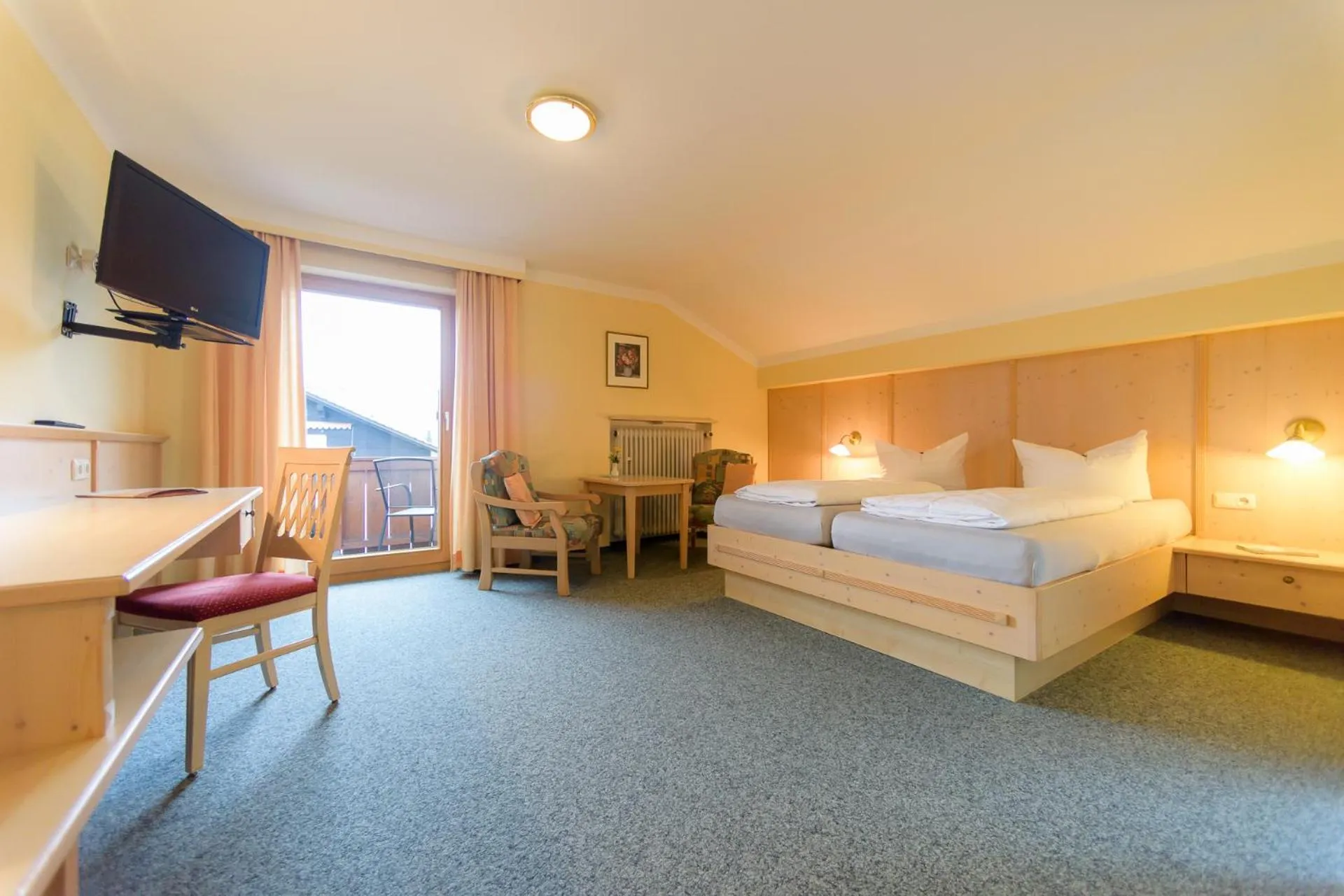 Bedroom, Bed in Kleines Hotel Edeltraud