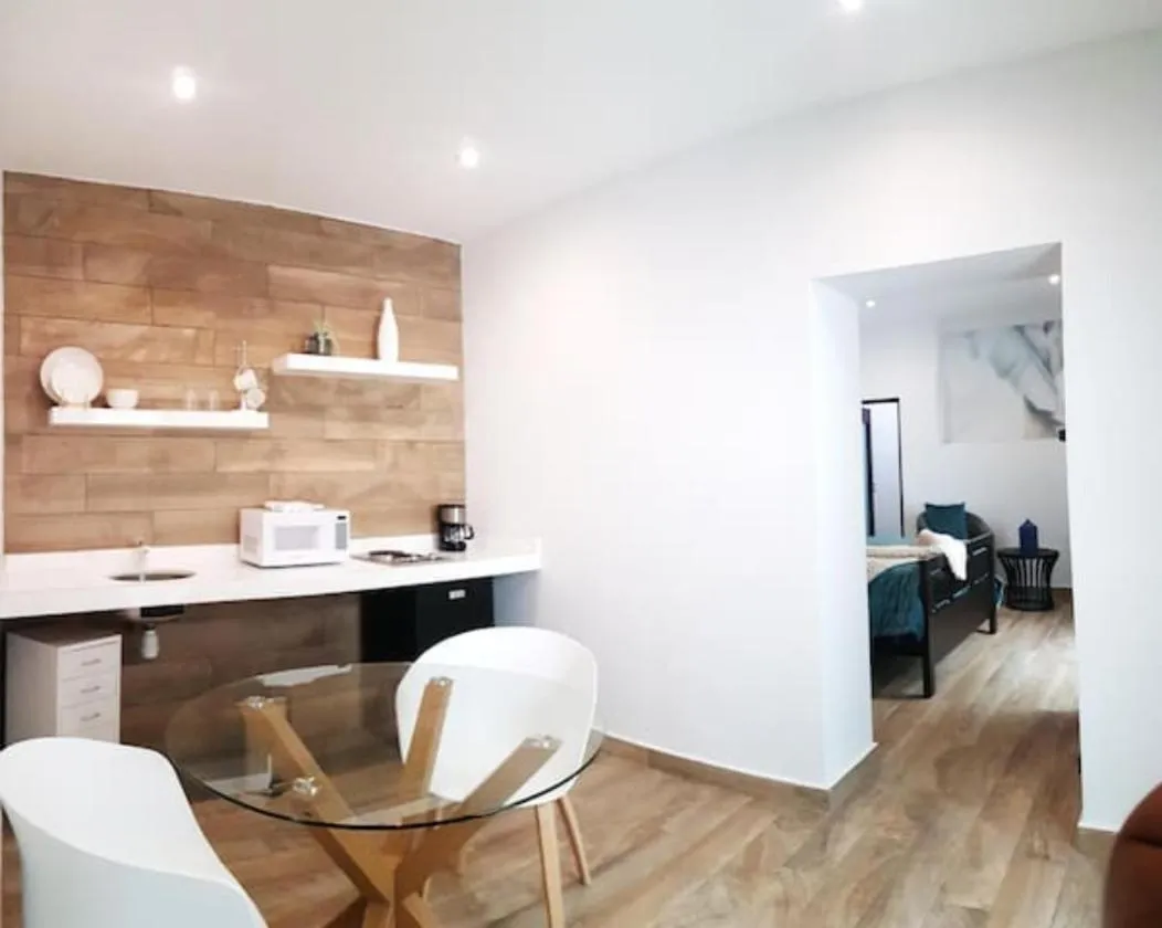 Dining area in HEROS