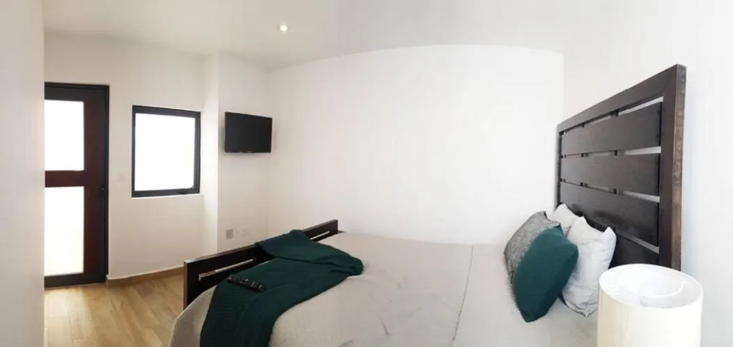 Photo of the whole room, Bed in HEROS