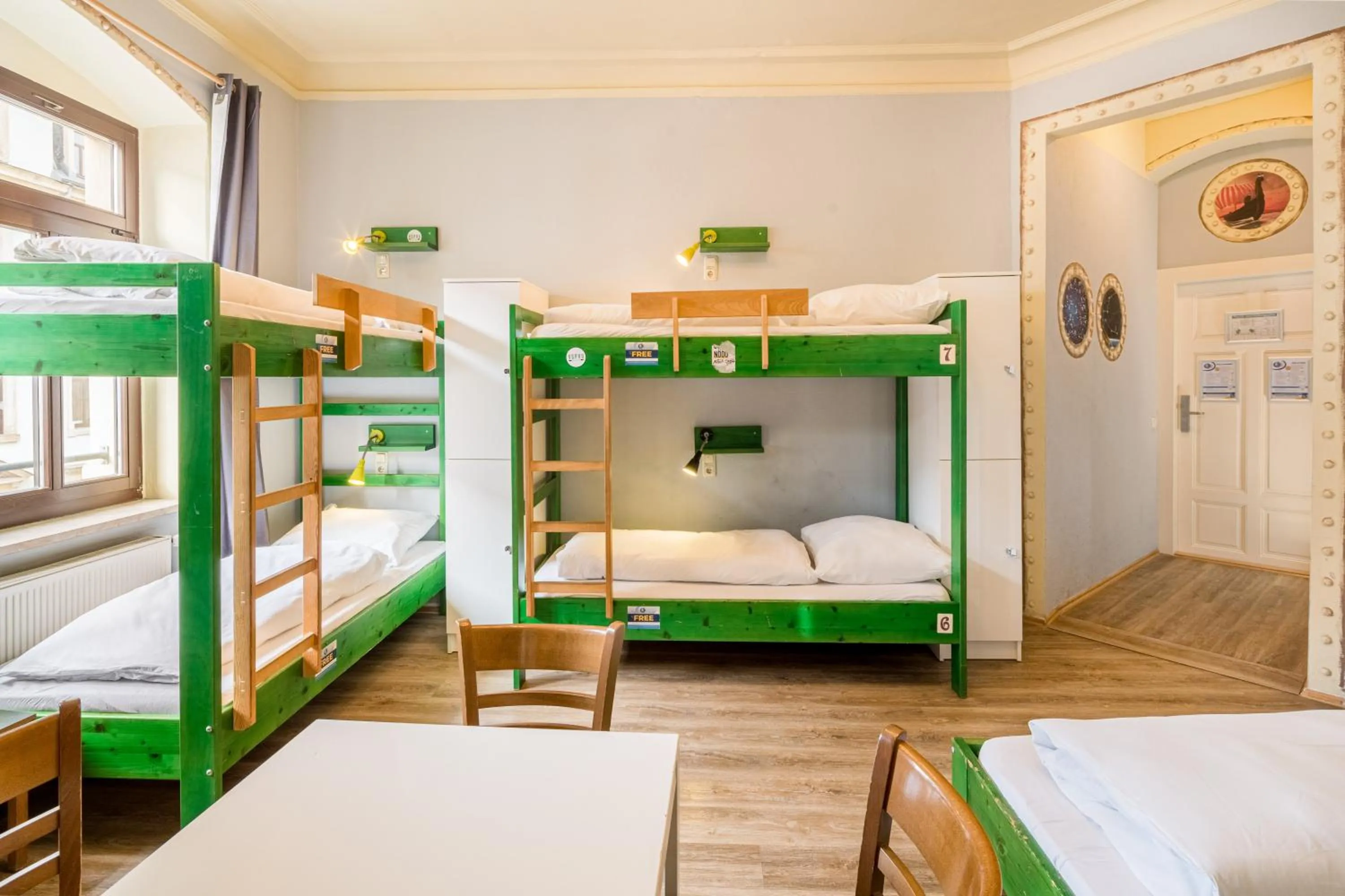 bunk bed, Bed in Hostel Mondpalast