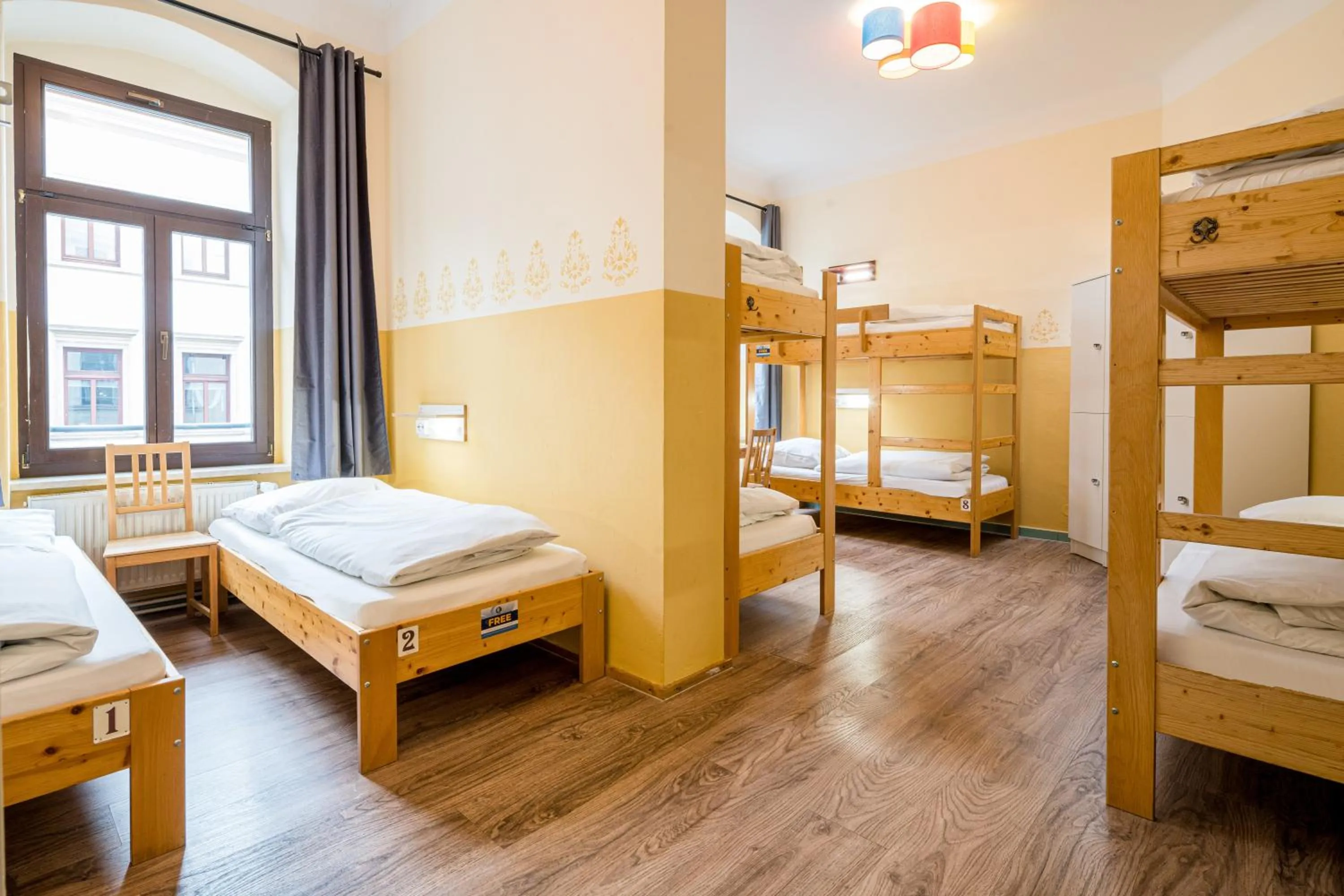 Photo of the whole room, Bed in Hostel Mondpalast