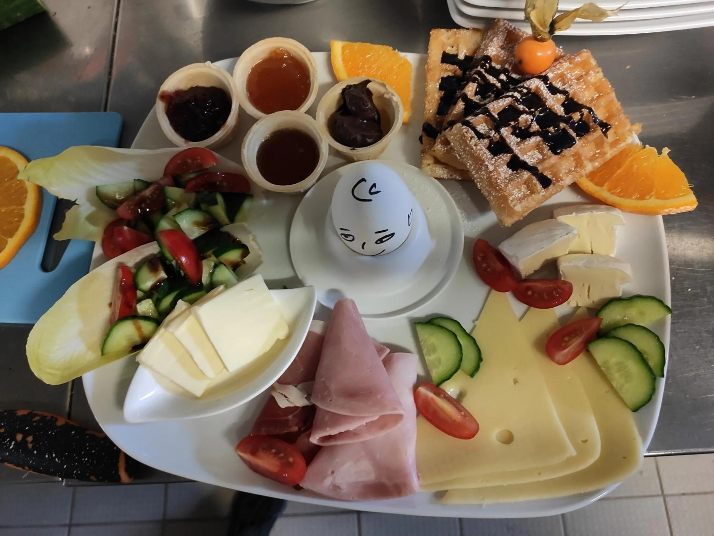 Breakfast in Hostel Mondpalast