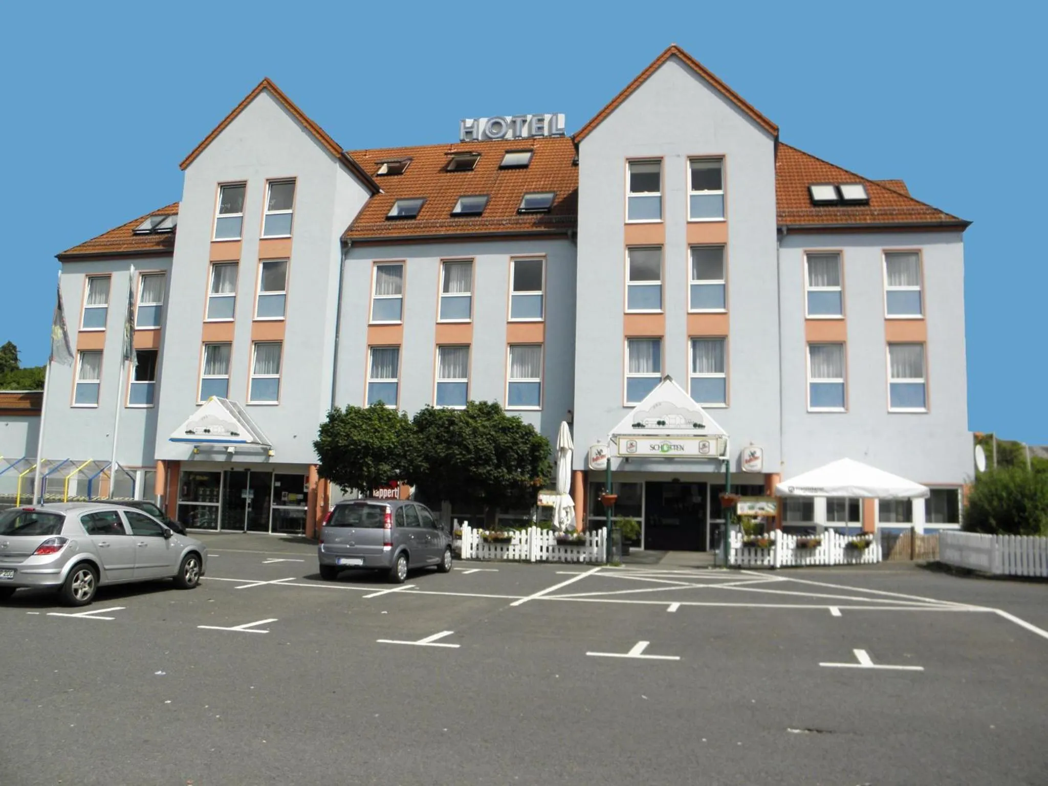 Facade/entrance in Parkhotel Schotten