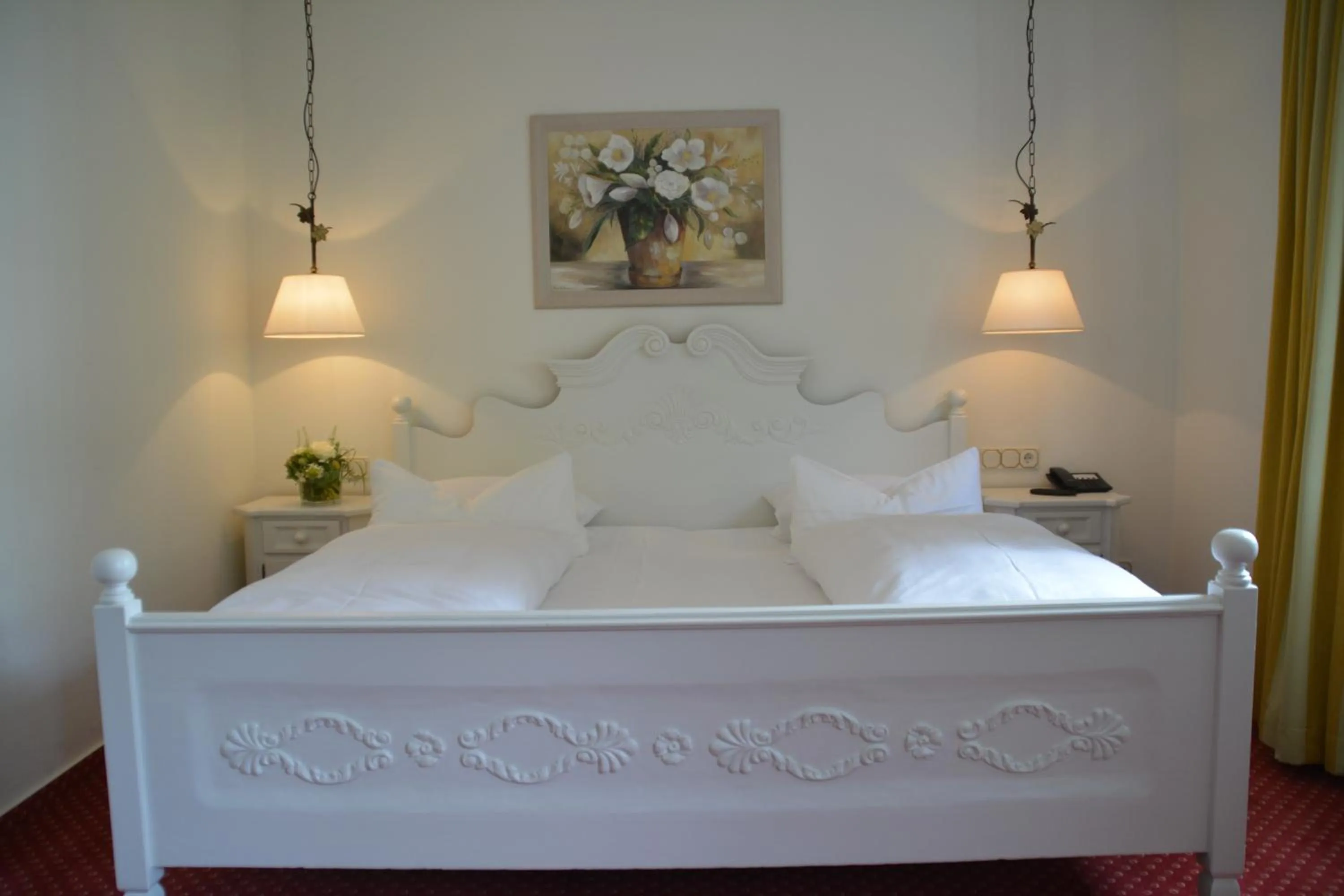 Photo of the whole room, Bed in Landgasthof Hotel Hess