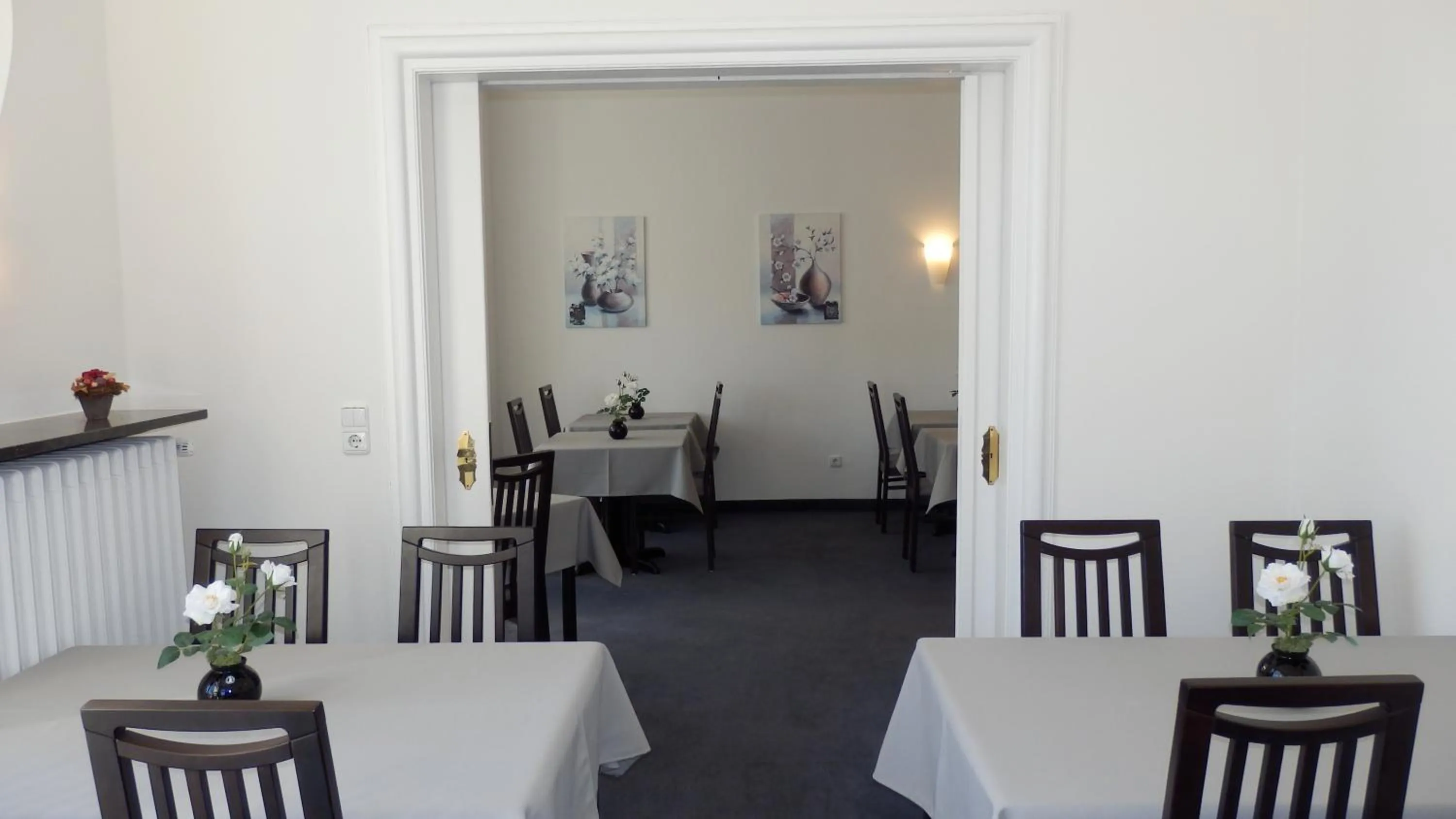 Dining area in Hotel Bellevue