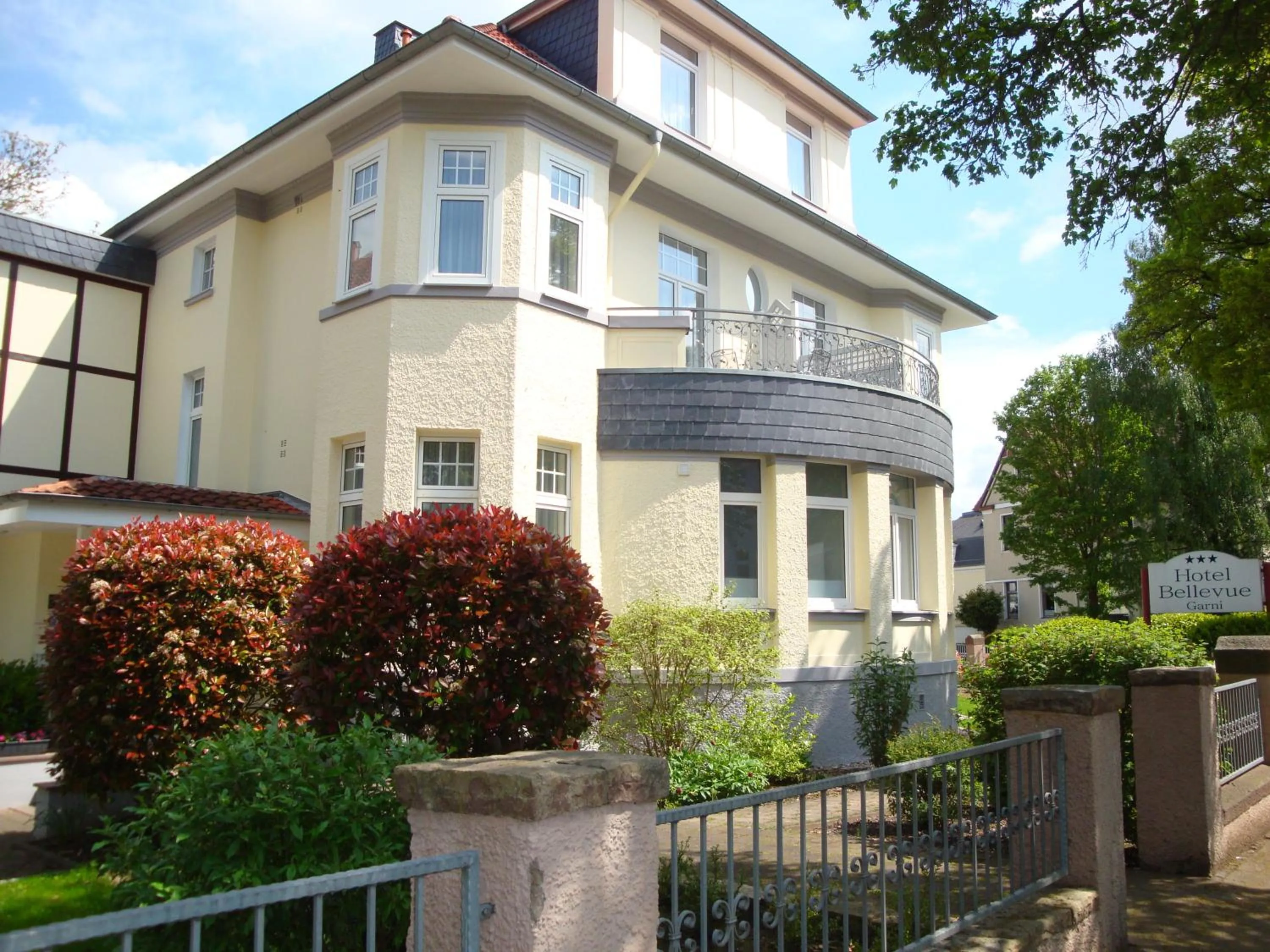 Property building in Hotel Bellevue