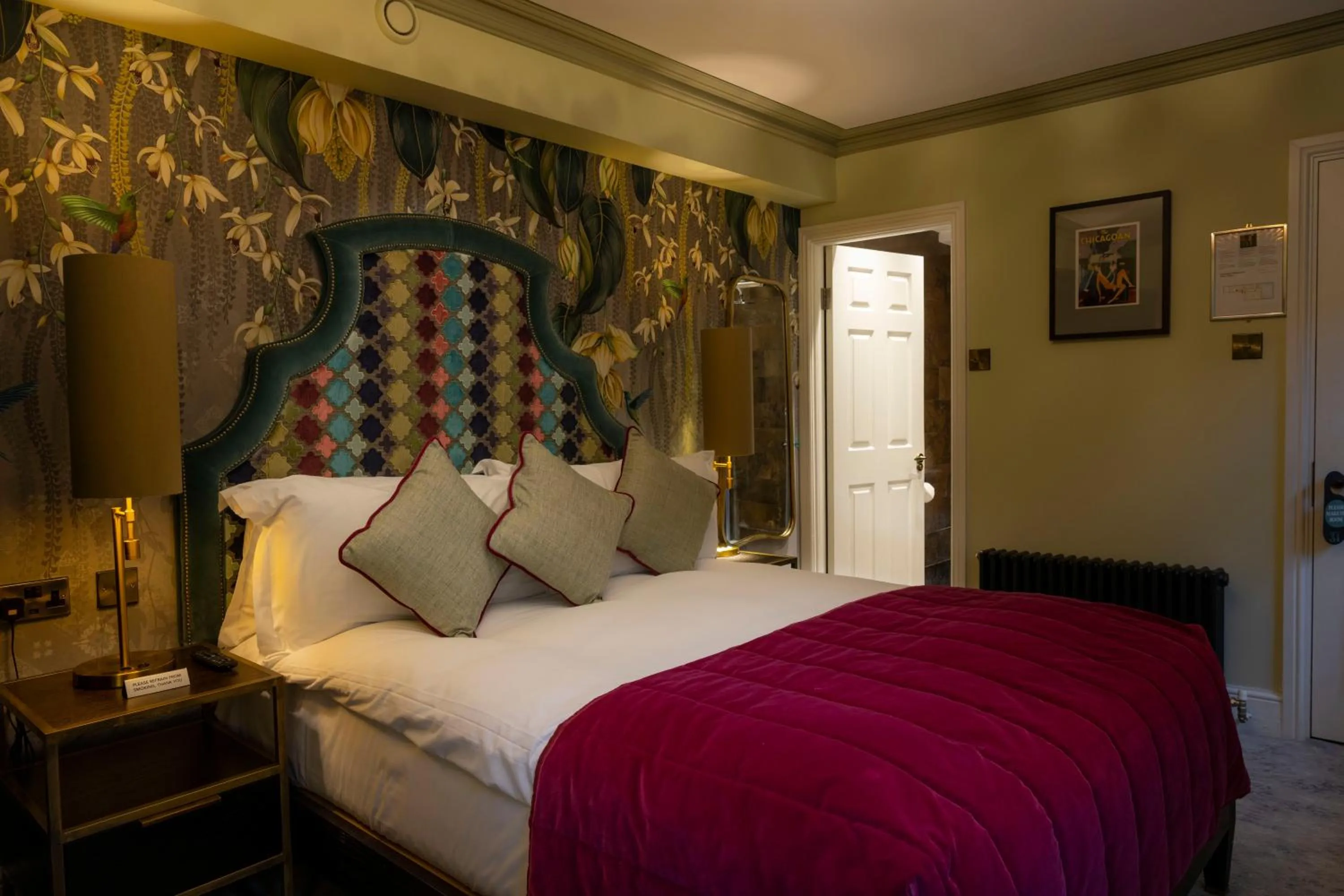 Bedroom, Bed in Number 31